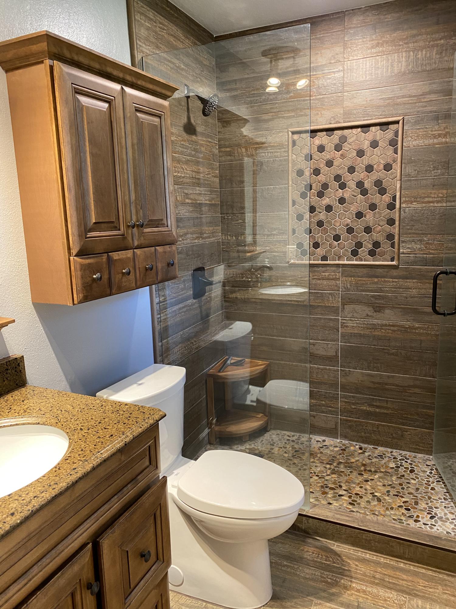 LAKE SHARON ESTATES - Residential Lease