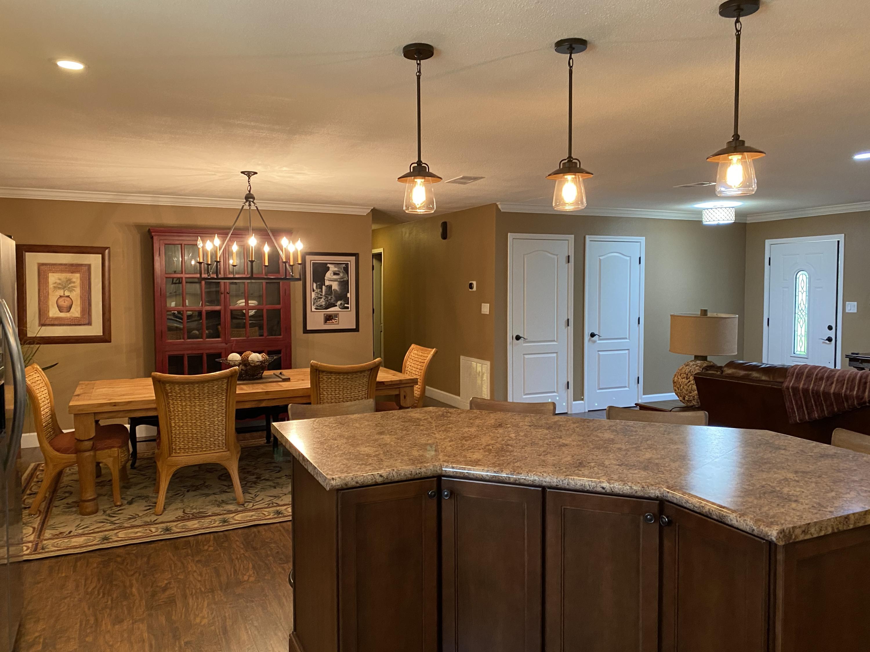 LAKE SHARON ESTATES - Residential Lease