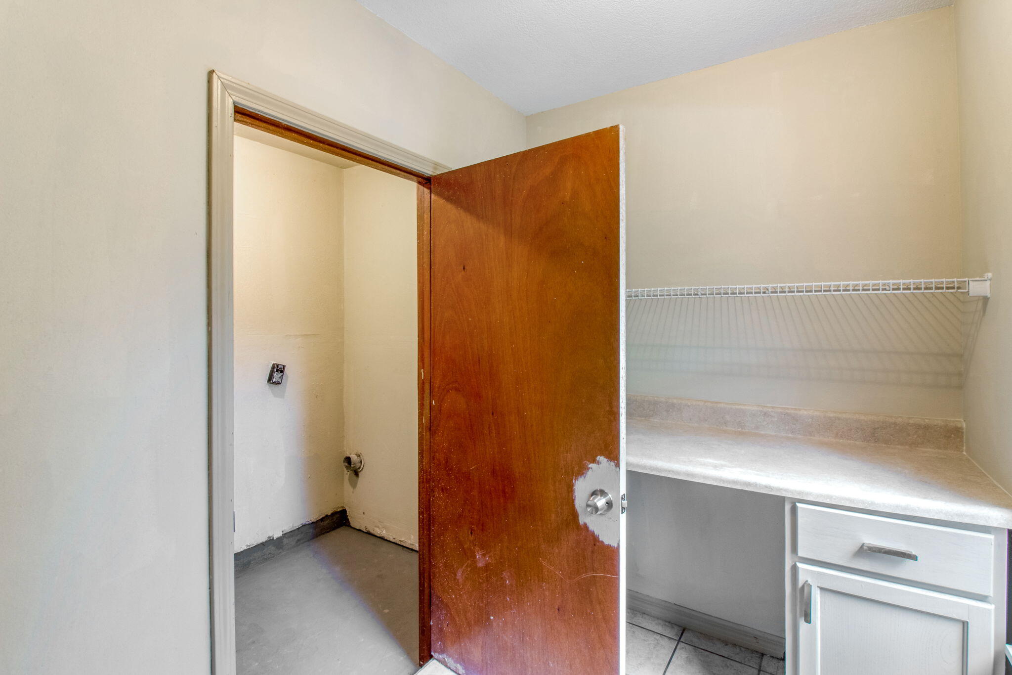 CRESTLINE - Residential