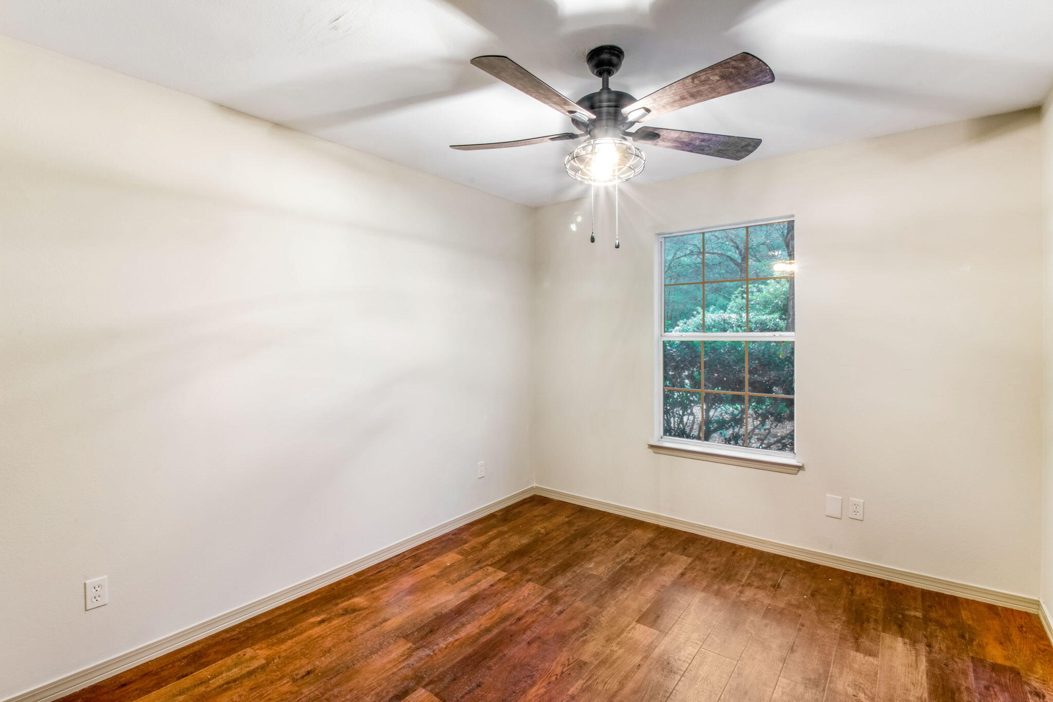 CRESTLINE - Residential