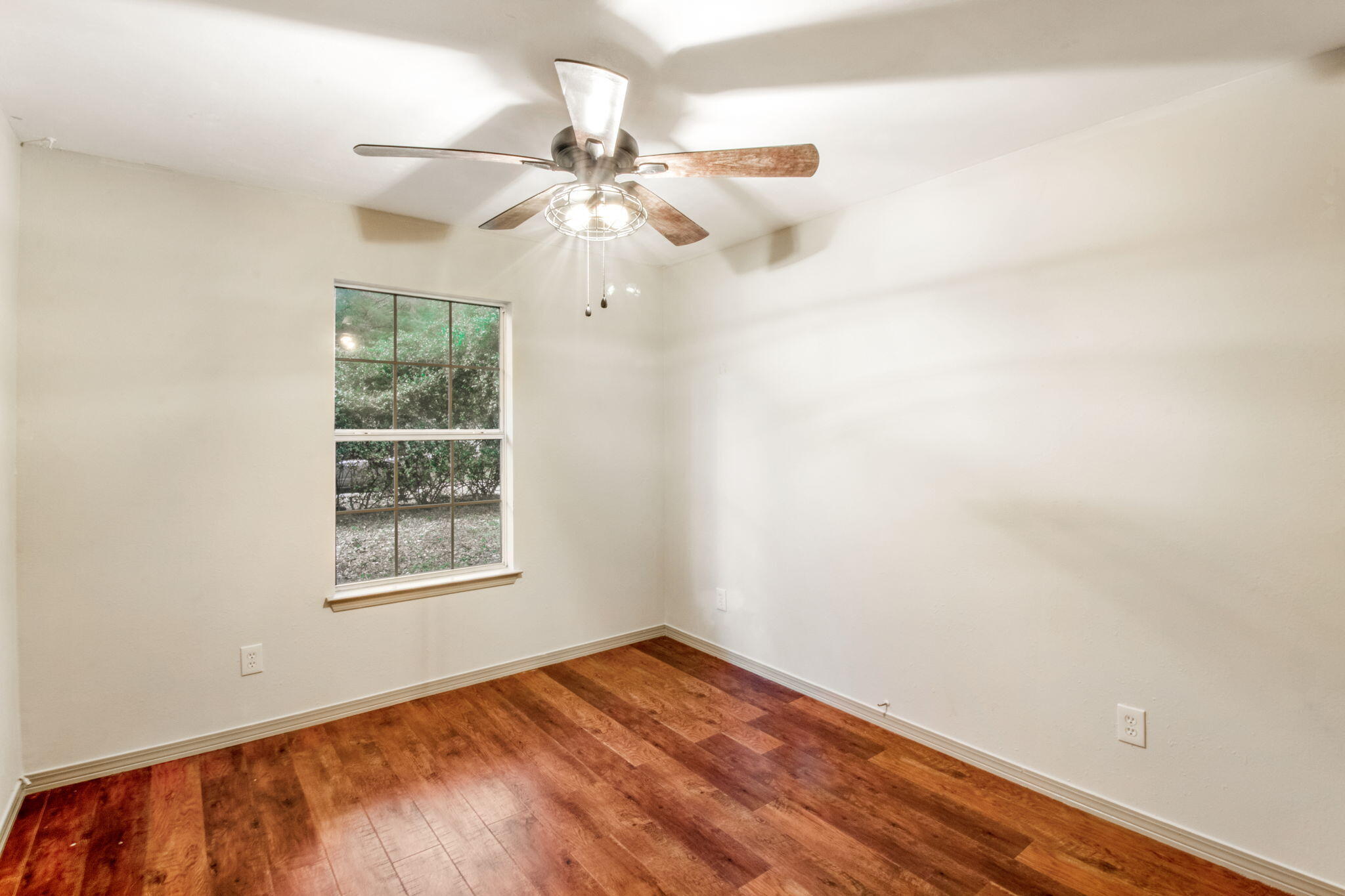 CRESTLINE - Residential