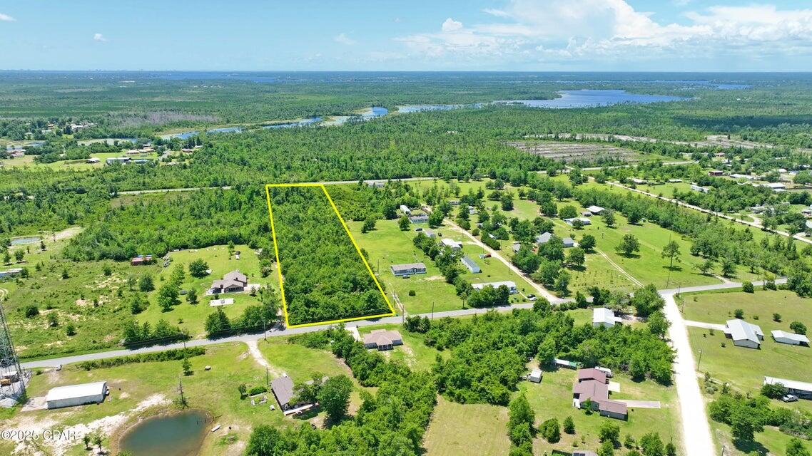 NO RECORDED SUBDIVISION - Land