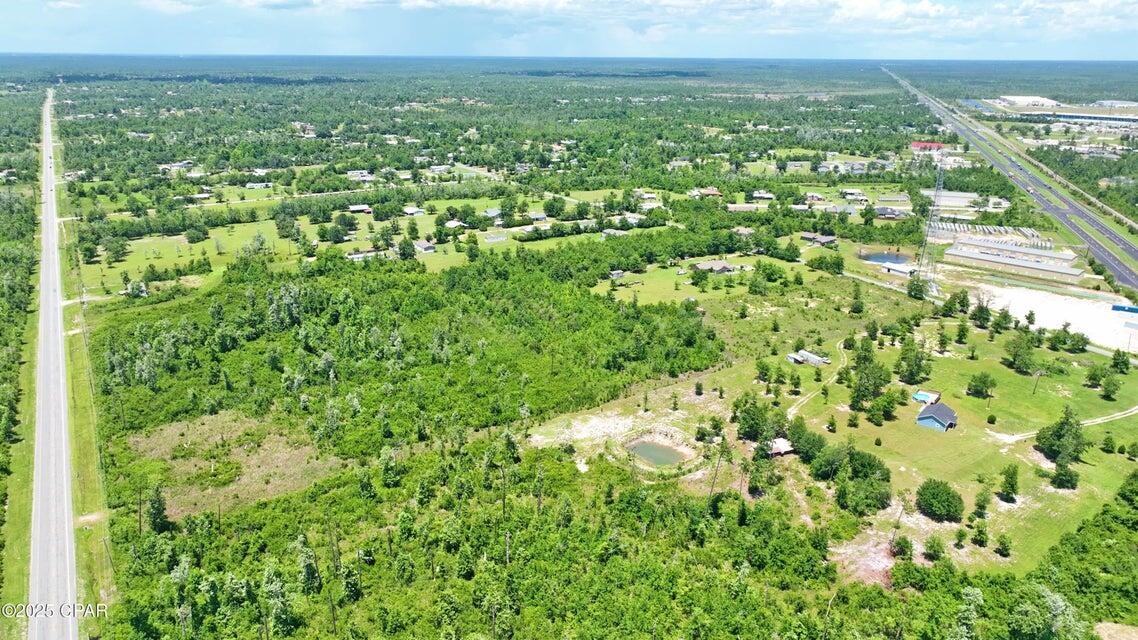 NO RECORDED SUBDIVISION - Land