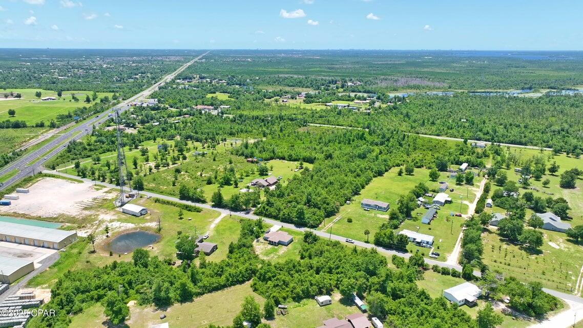 NO RECORDED SUBDIVISION - Land