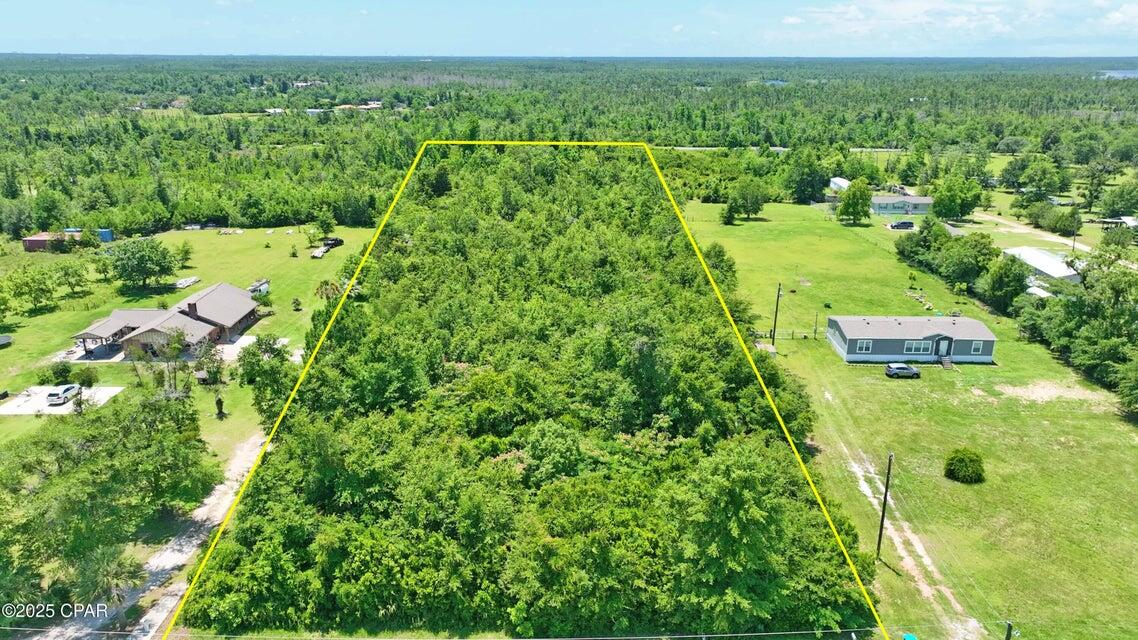 NO RECORDED SUBDIVISION - Land