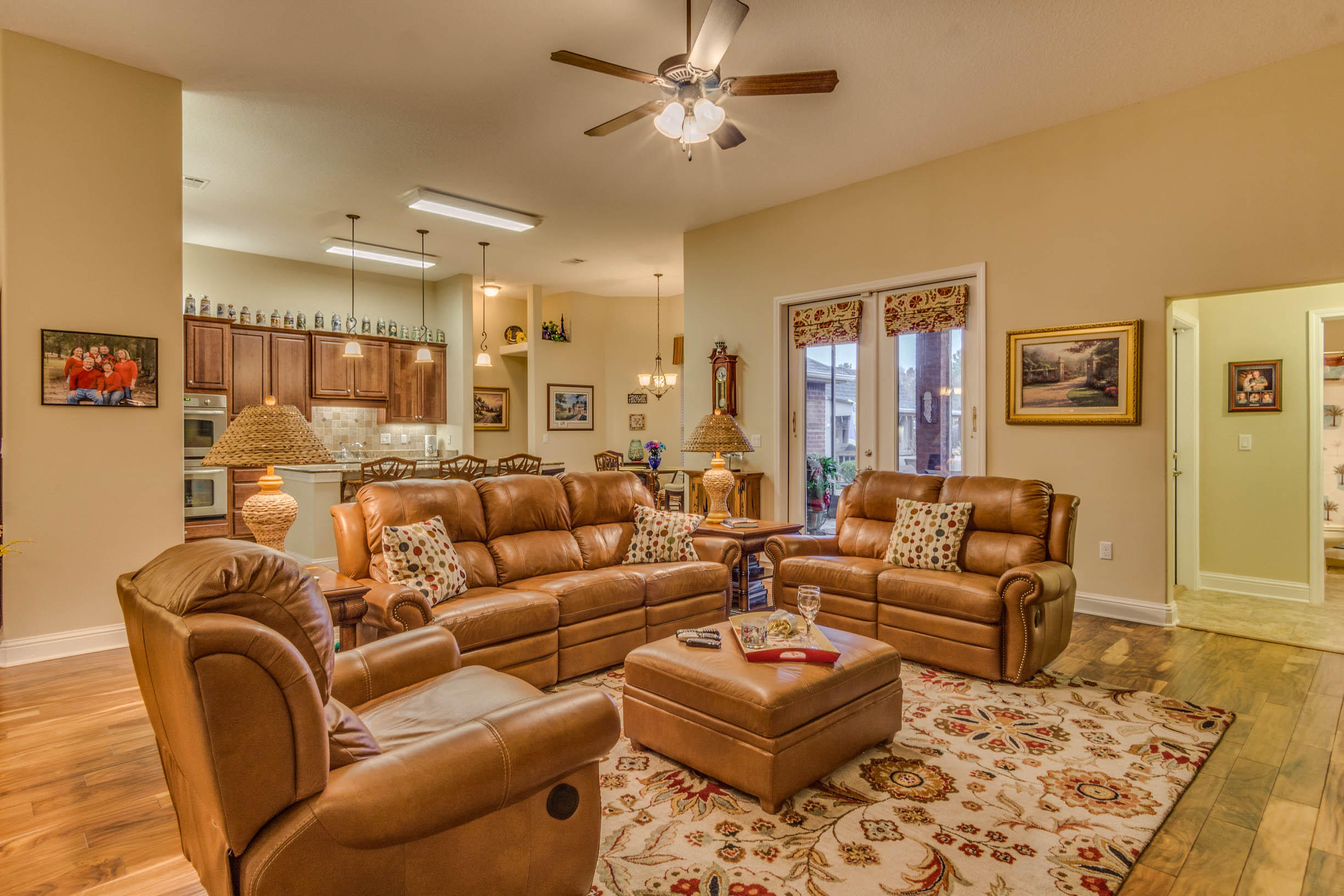 WINDMEADOWS - Residential