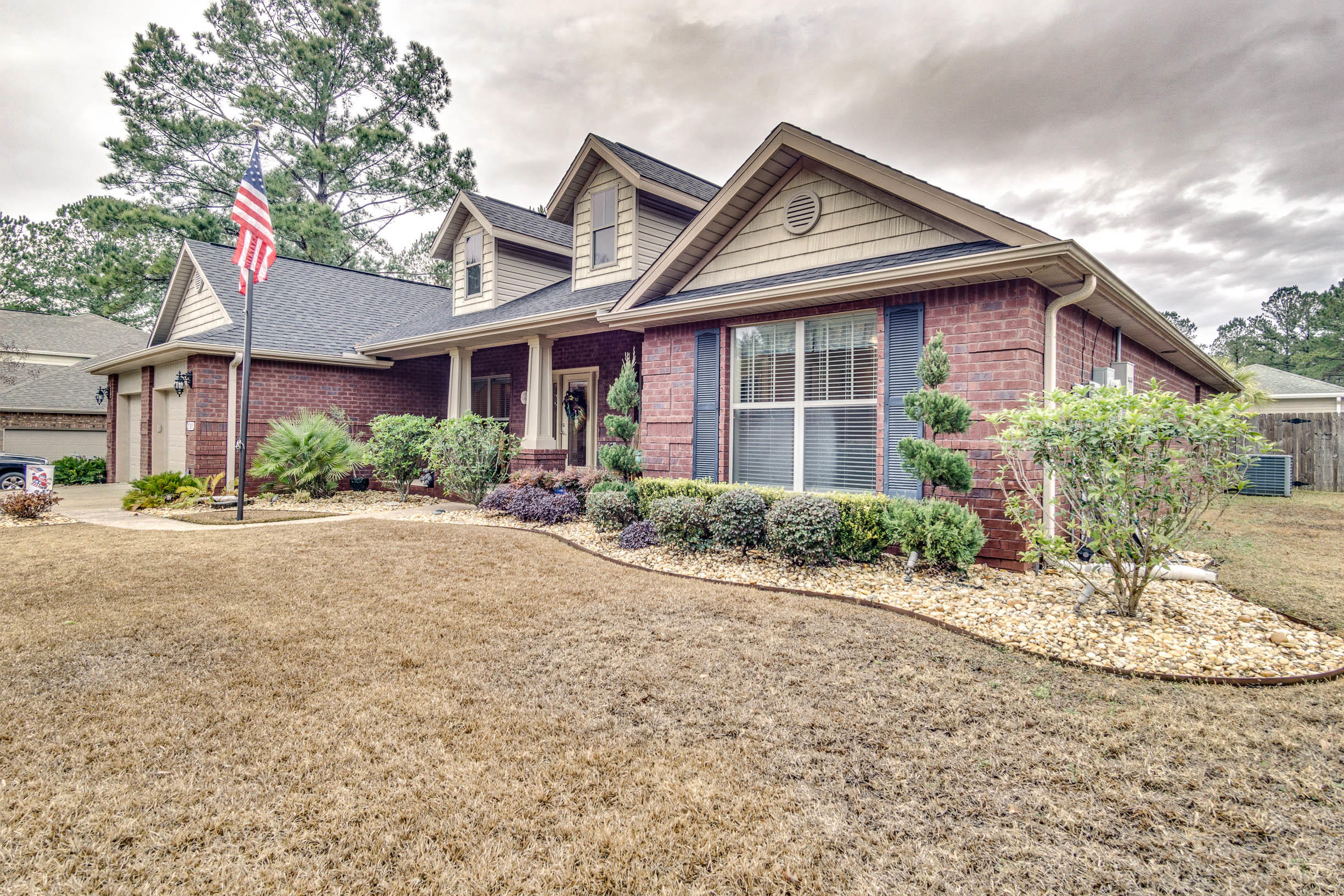 WINDMEADOWS - Residential