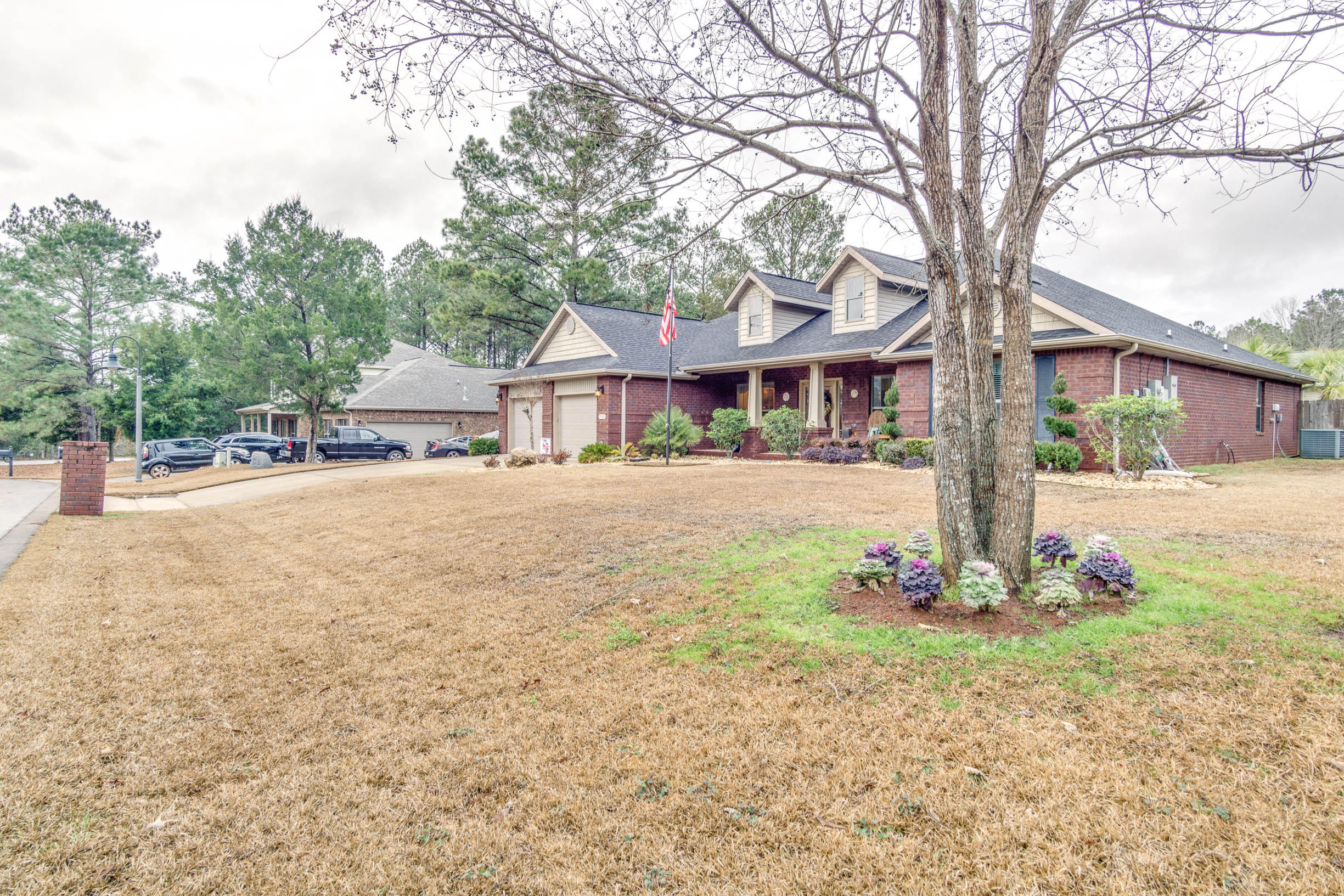 WINDMEADOWS - Residential