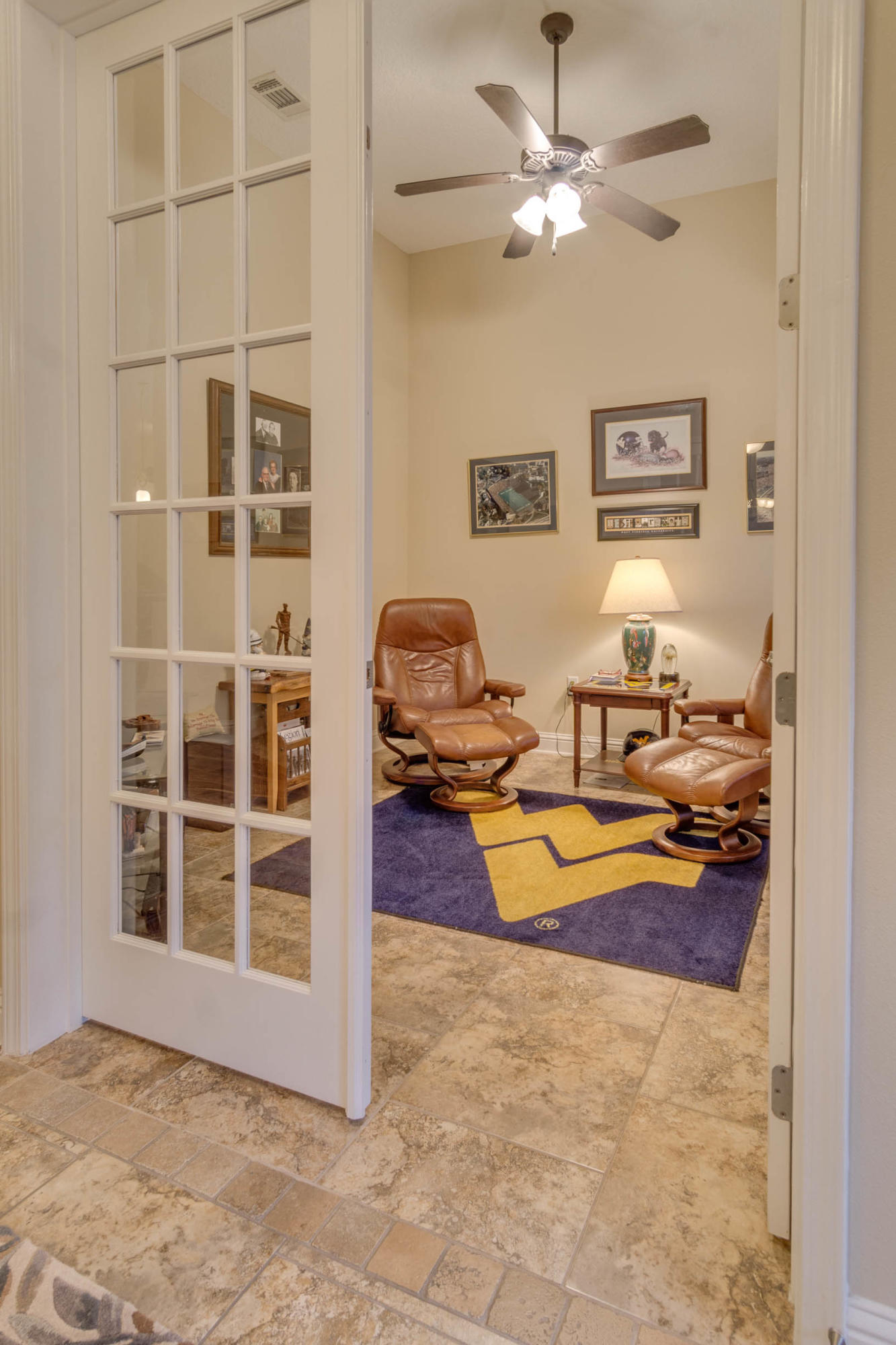 WINDMEADOWS - Residential