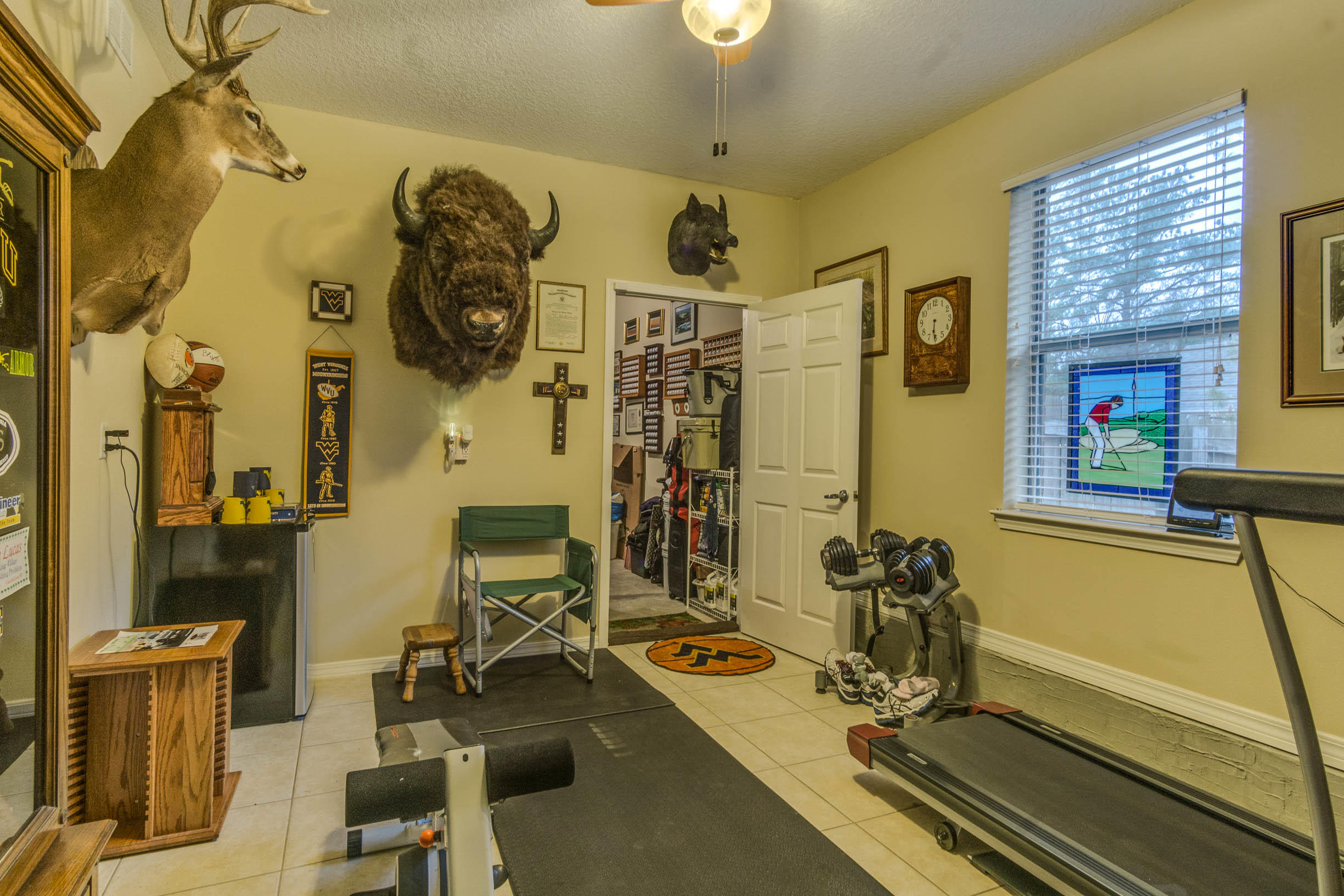 WINDMEADOWS - Residential