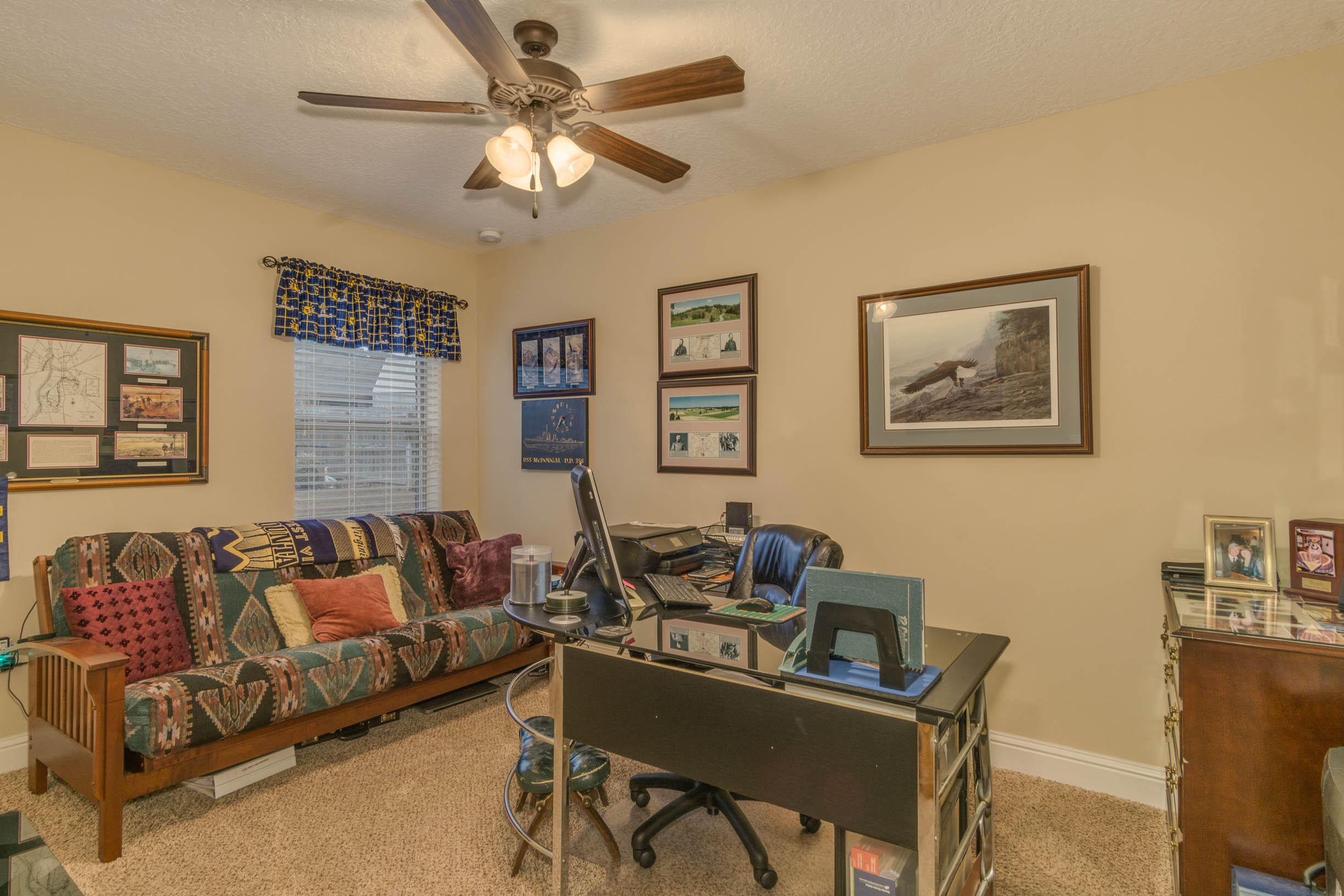 WINDMEADOWS - Residential