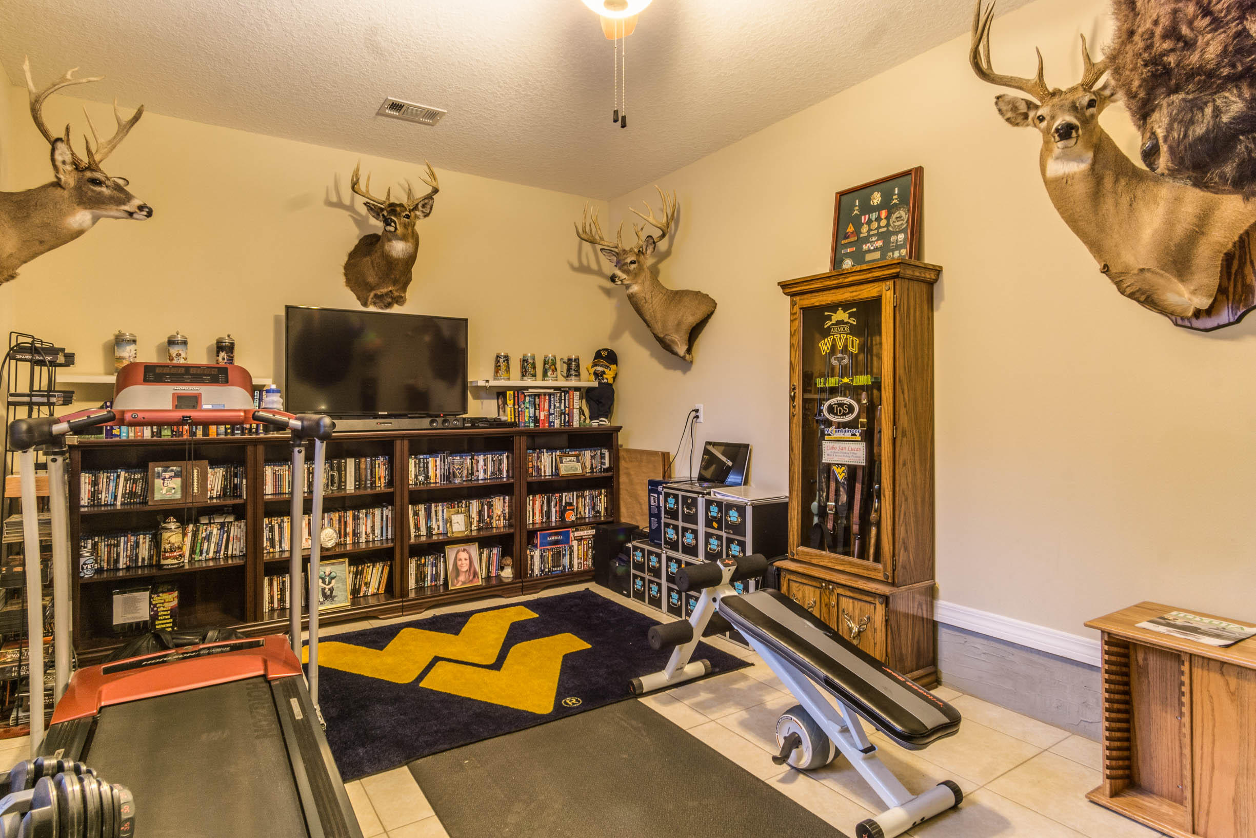 WINDMEADOWS - Residential