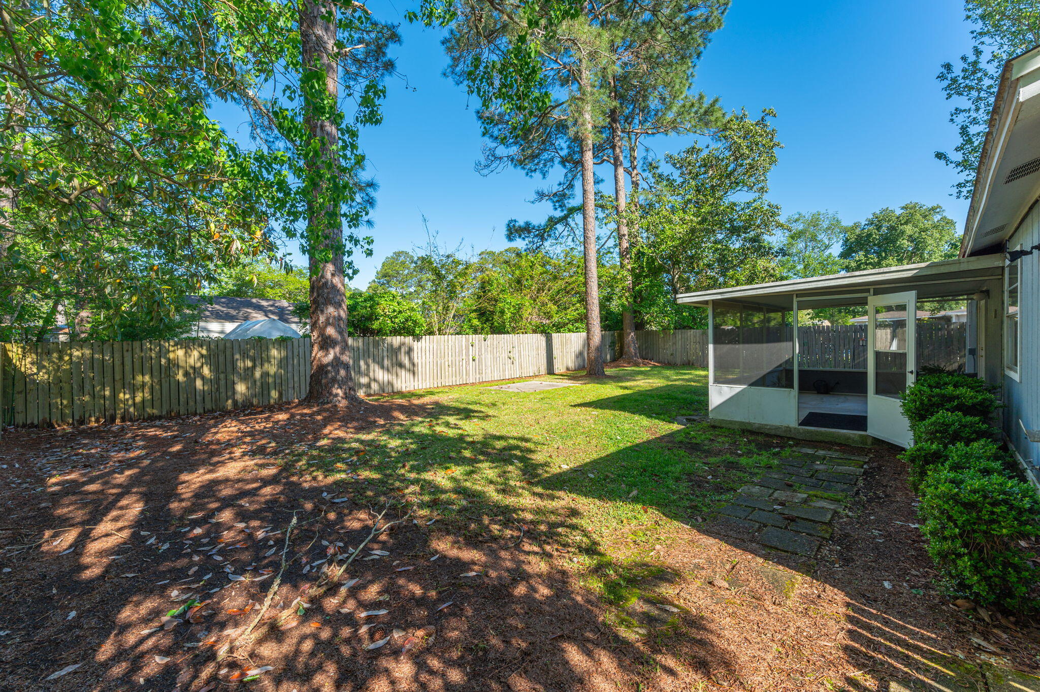 PINE MEADOWS 1ST ADDN - Residential