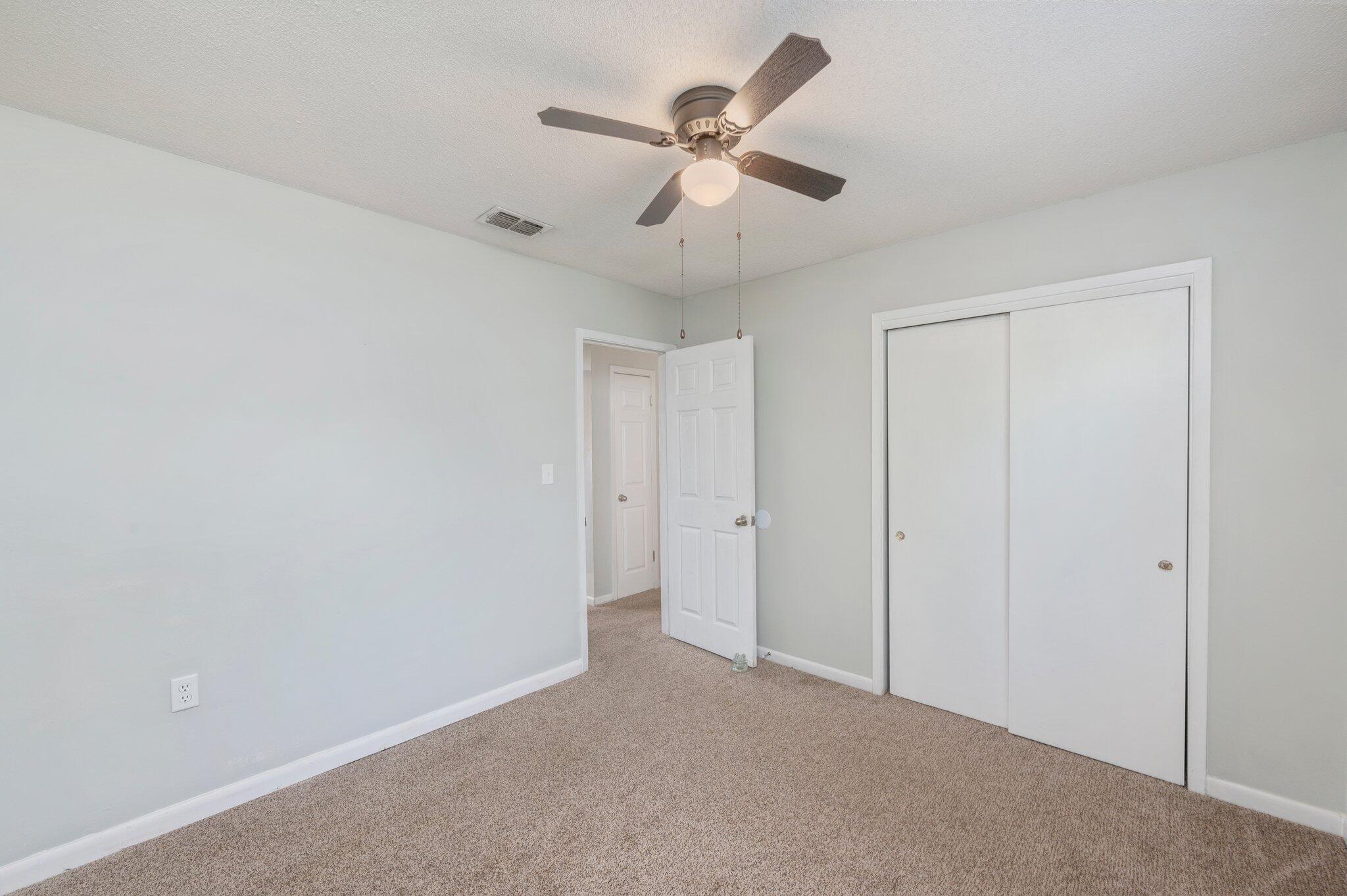 PINE MEADOWS 1ST ADDN - Residential