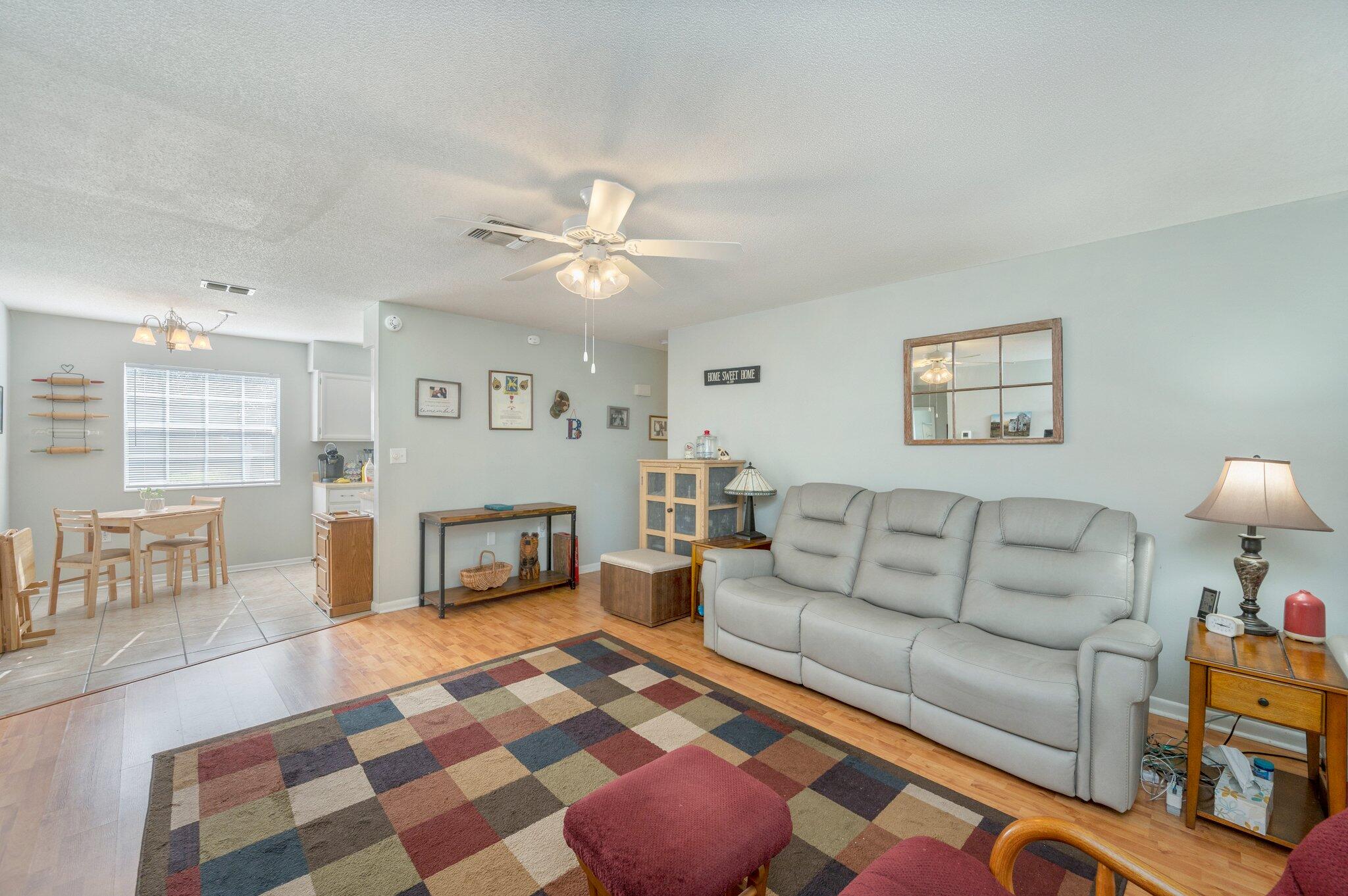 PINE MEADOWS 1ST ADDN - Residential