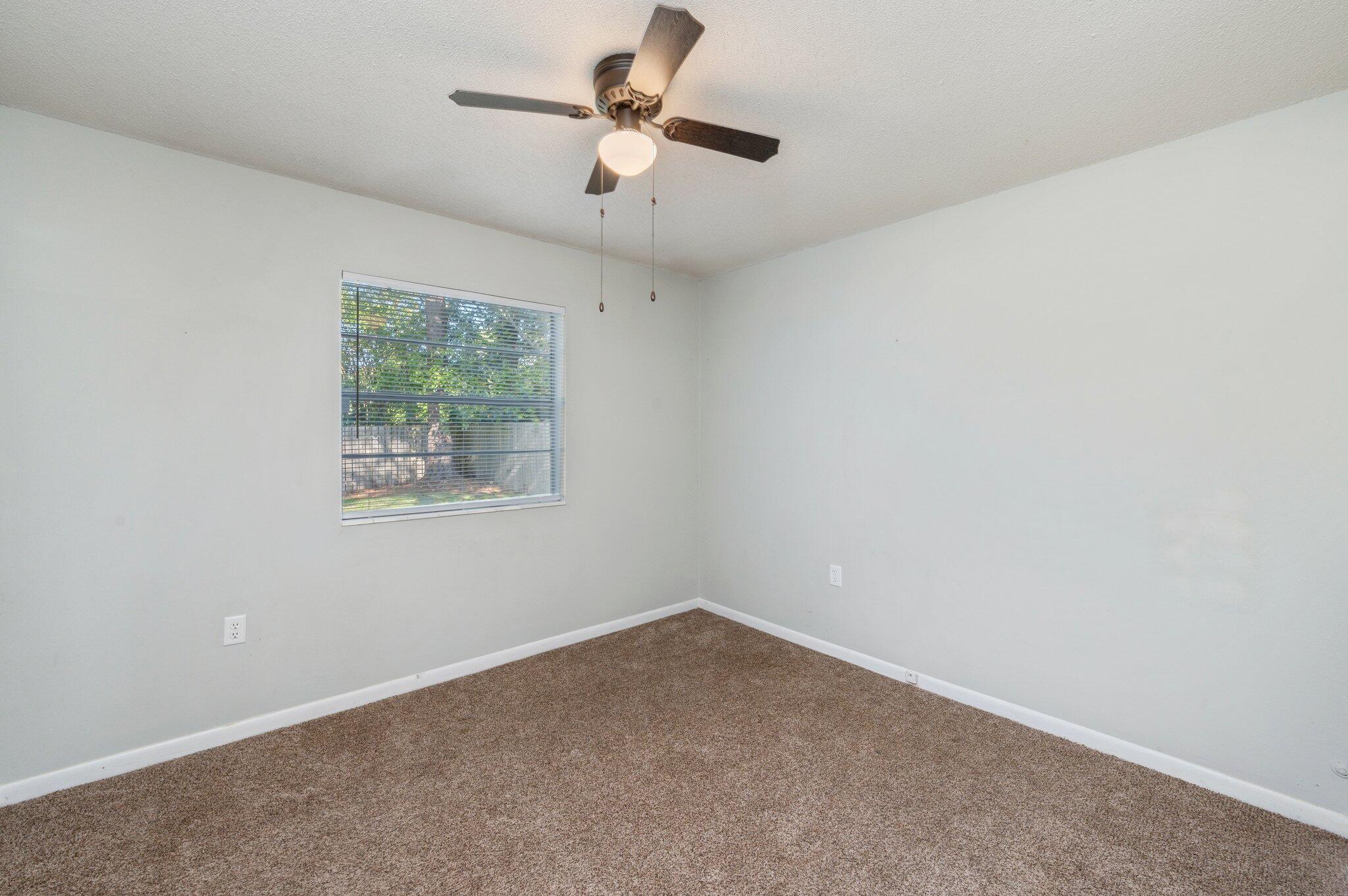 PINE MEADOWS 1ST ADDN - Residential