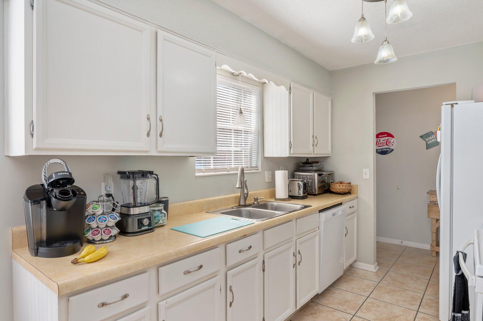 PINE MEADOWS 1ST ADDN - Residential