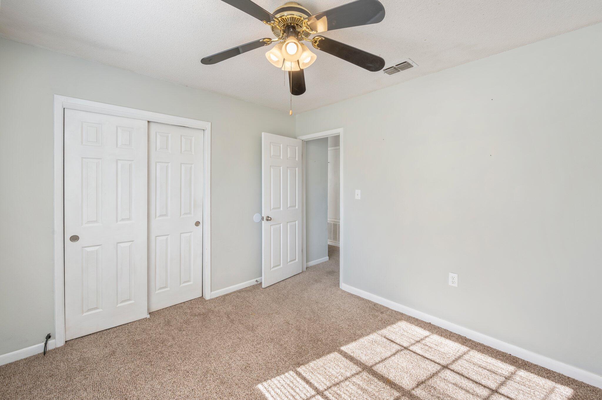 PINE MEADOWS 1ST ADDN - Residential