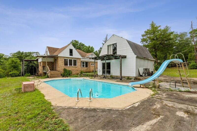 EDNEYS WEST HILL - Residential