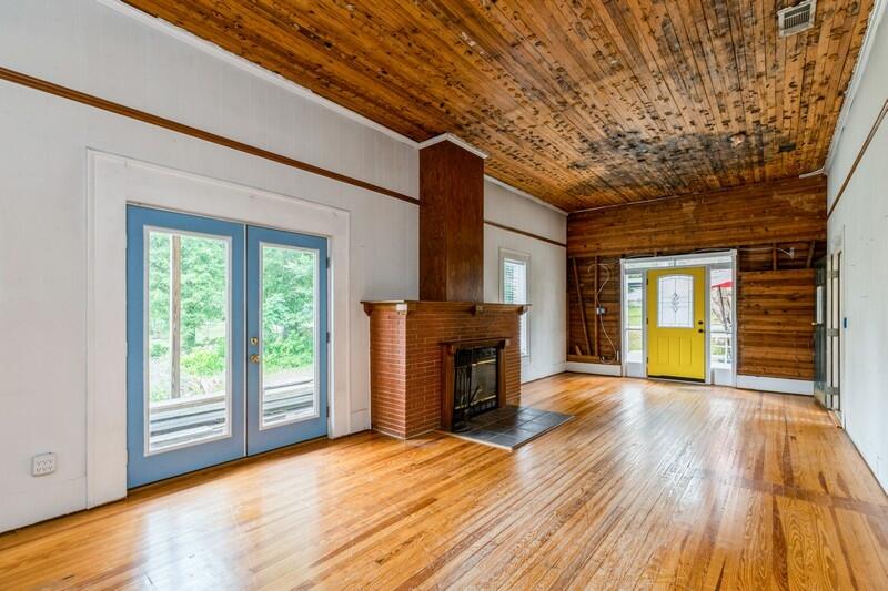 EDNEYS WEST HILL - Residential