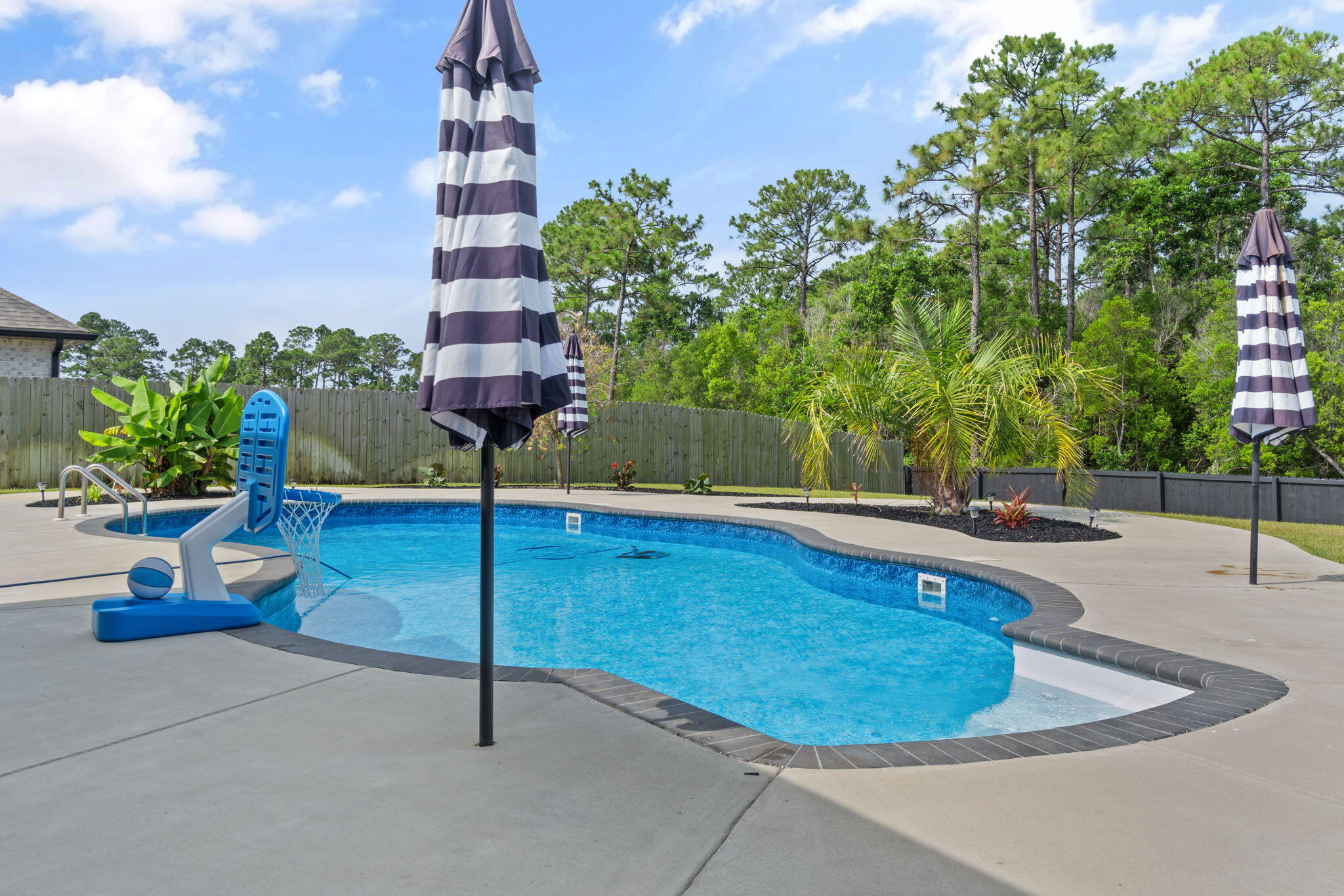 Natures Cove - Residential