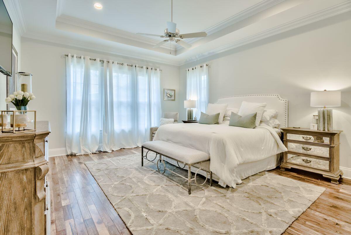 BAYTOWNE AVE EAST - Residential