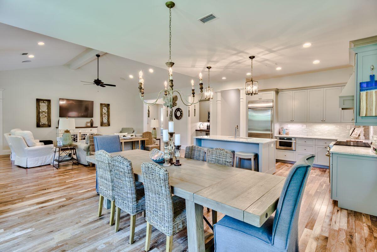 BAYTOWNE AVE EAST - Residential