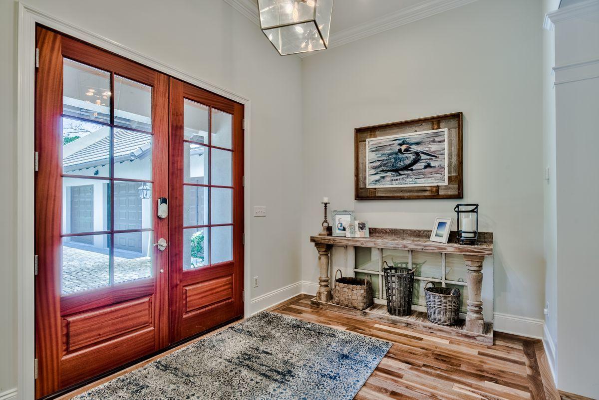 BAYTOWNE AVE EAST - Residential