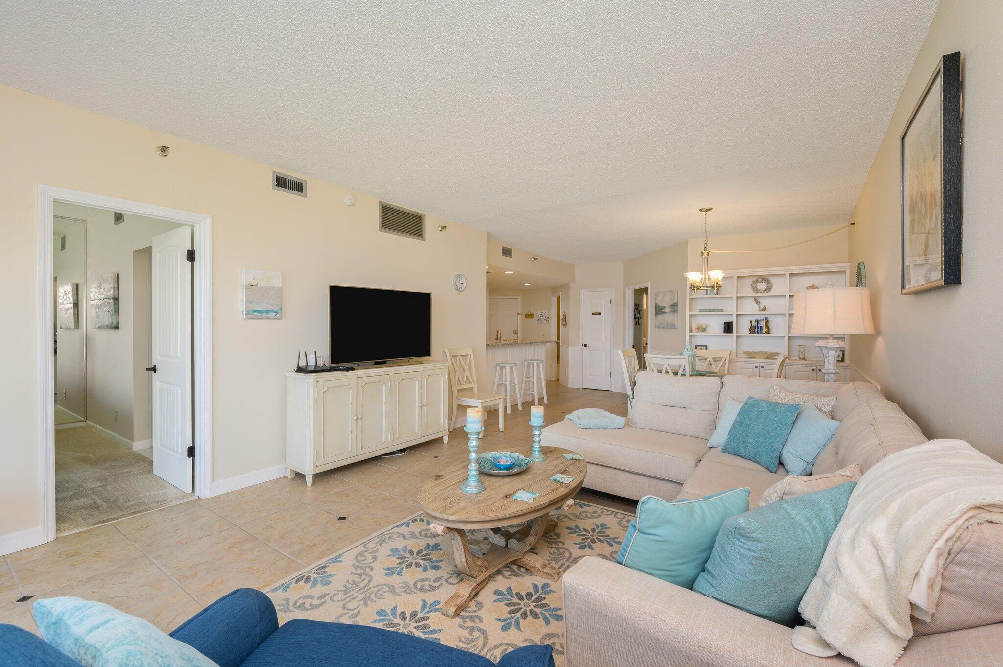 PLAYERS CLUB ON THE BAY THE - Residential