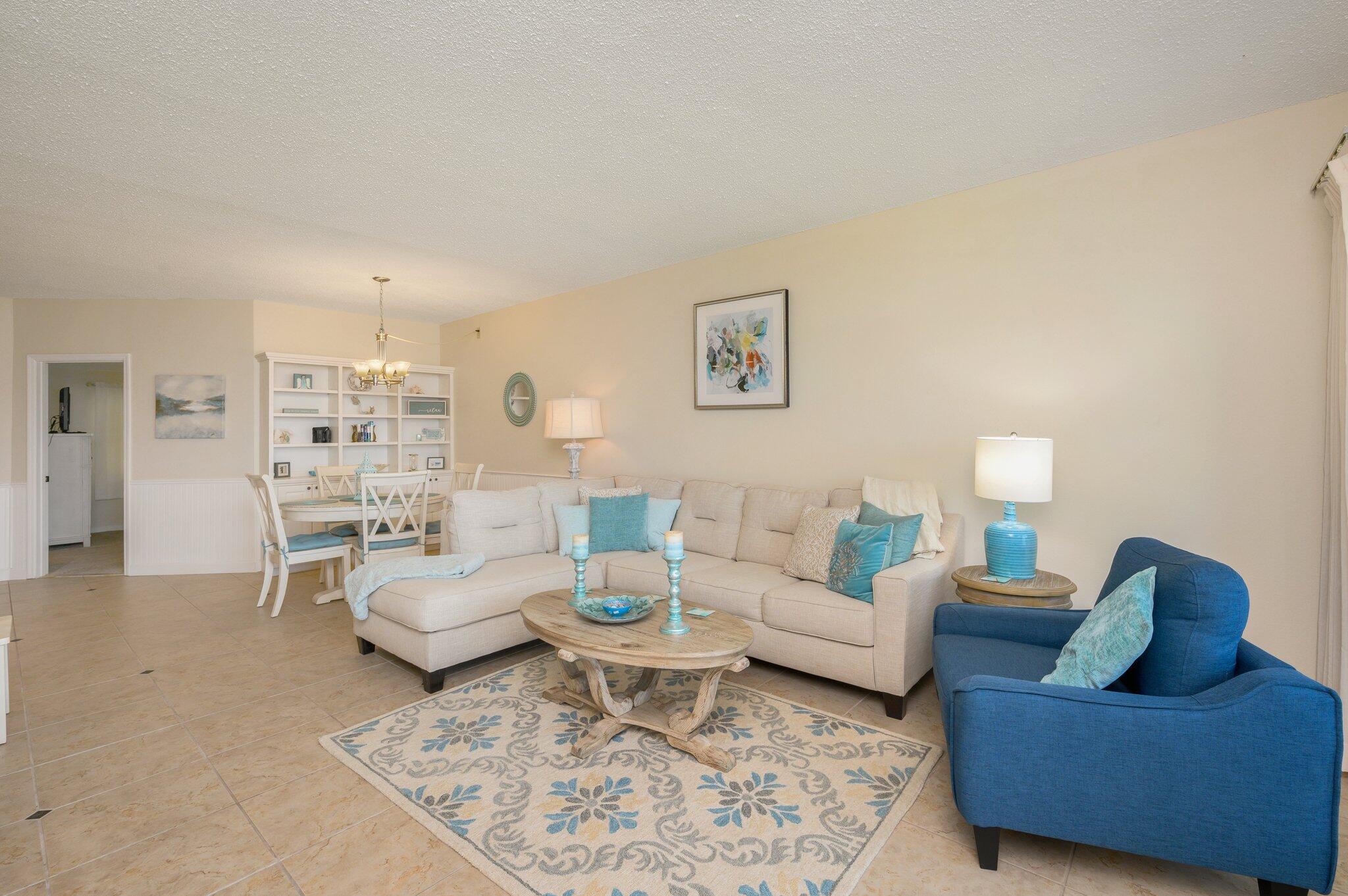 PLAYERS CLUB ON THE BAY THE - Residential