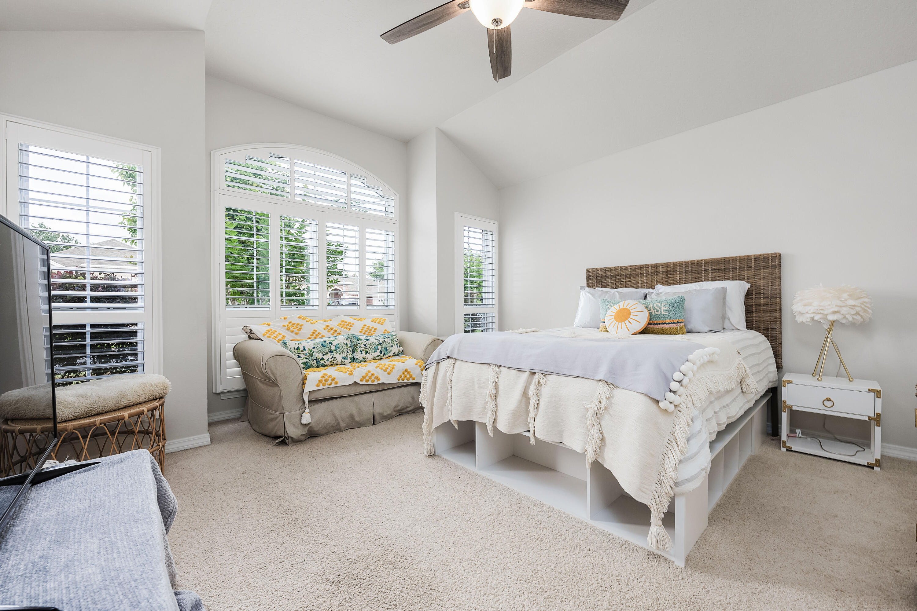 BRIDGEPORT COLONY - Residential