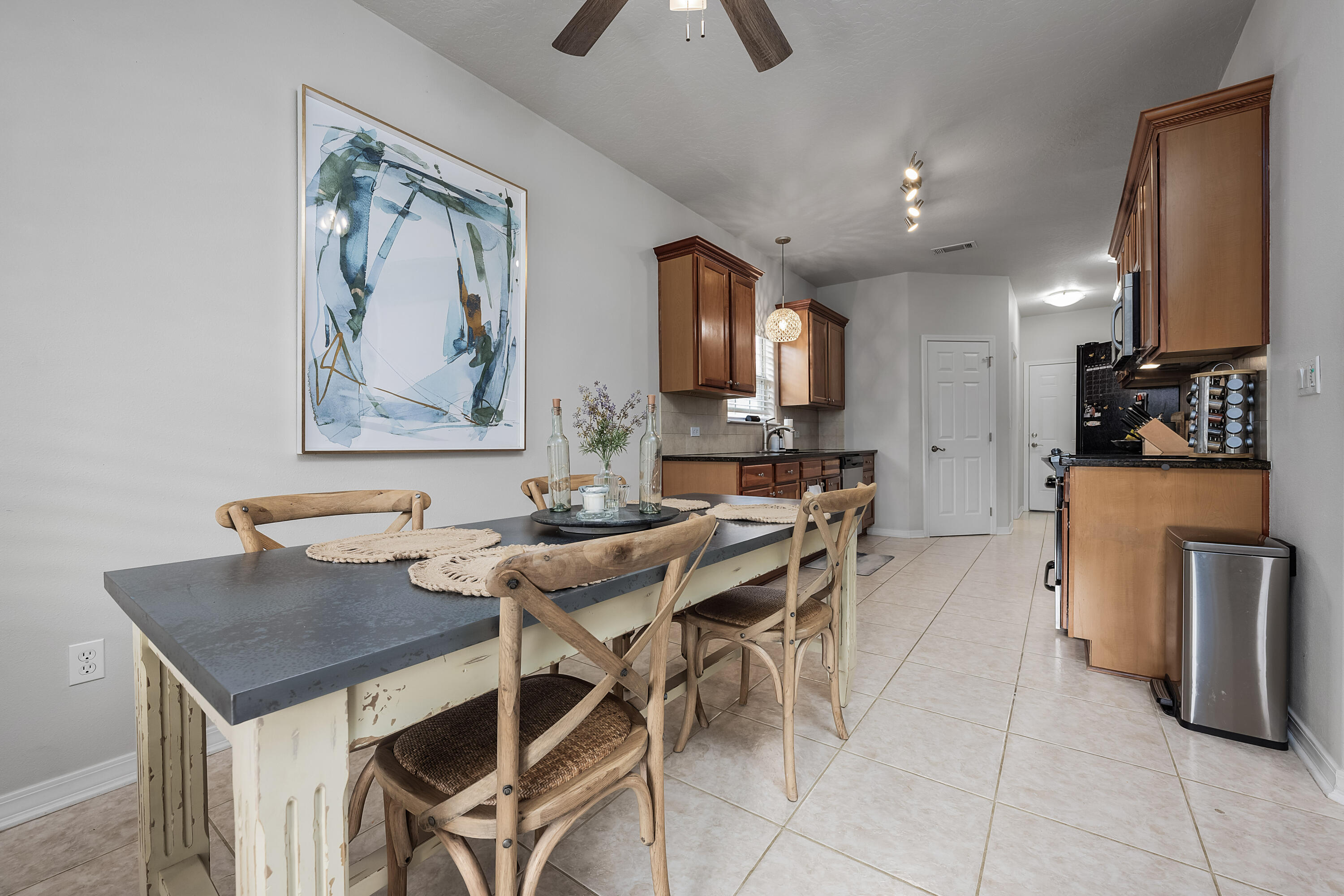 BRIDGEPORT COLONY - Residential