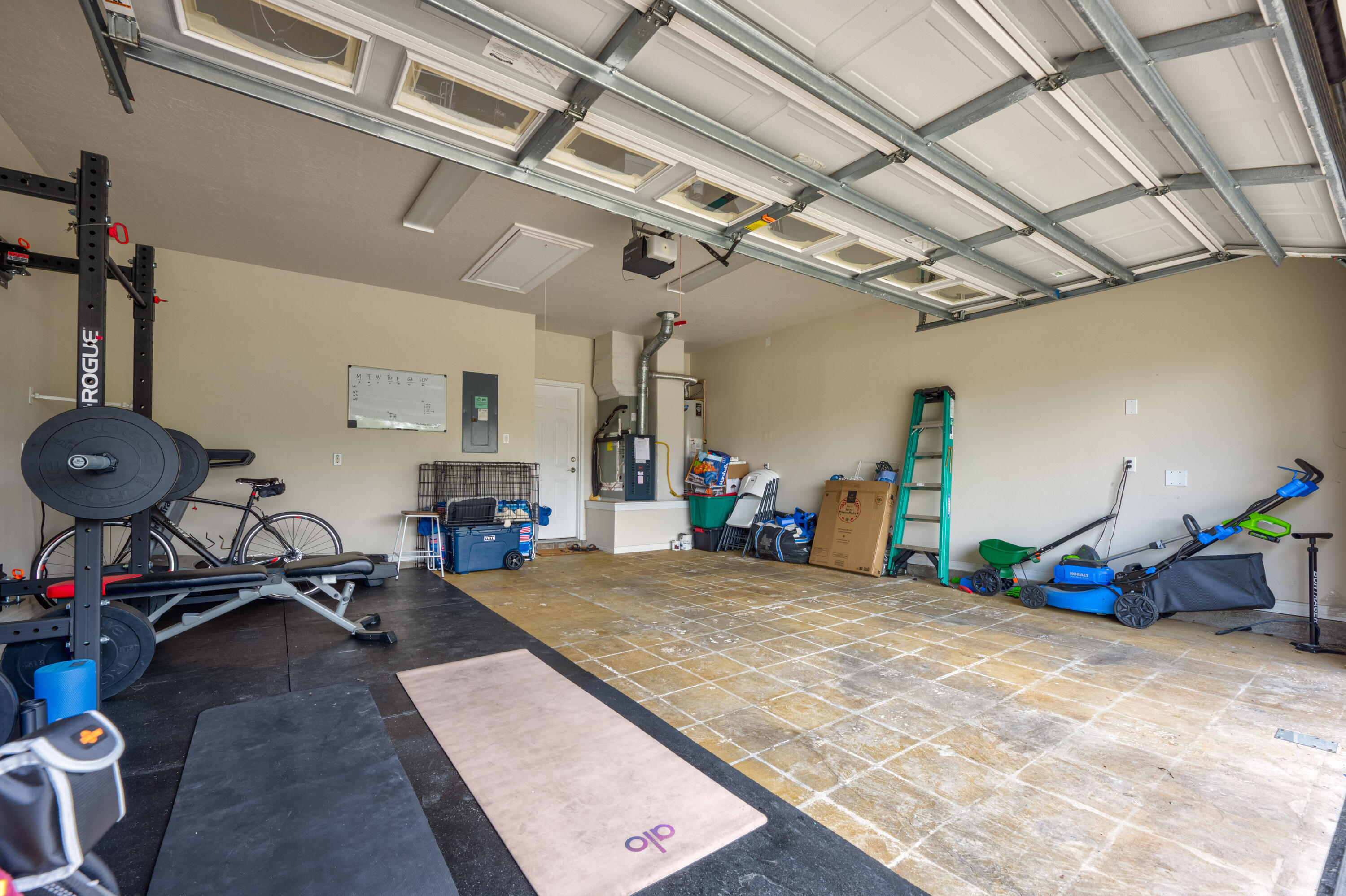 BRIDGEPORT COLONY - Residential