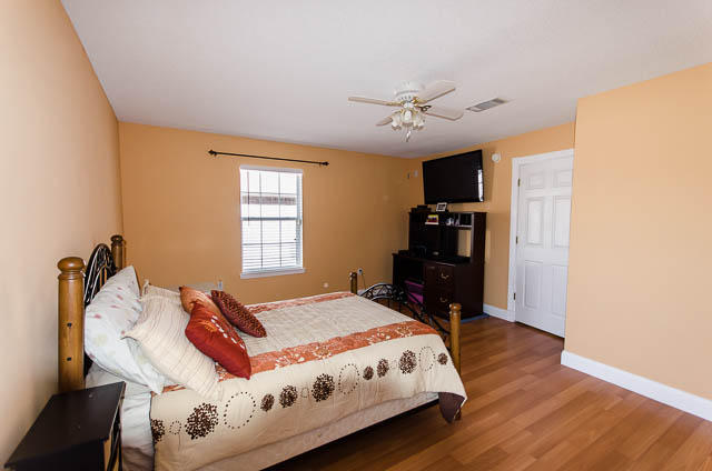 EMERALD VILLAGE PH I LOT 9 BLK D - Residential