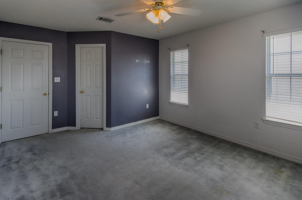 EMERALD VILLAGE PH I LOT 9 BLK D - Residential