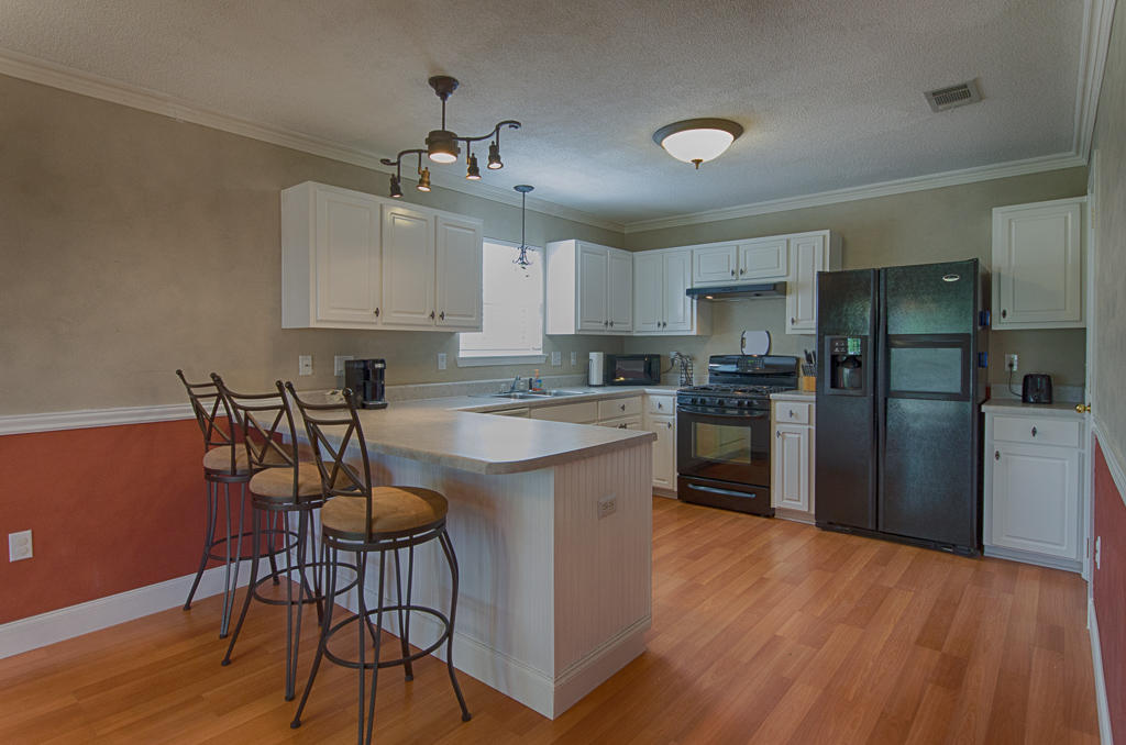 EMERALD VILLAGE PH I LOT 9 BLK D - Residential