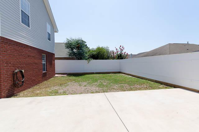 EMERALD VILLAGE PH I LOT 9 BLK D - Residential