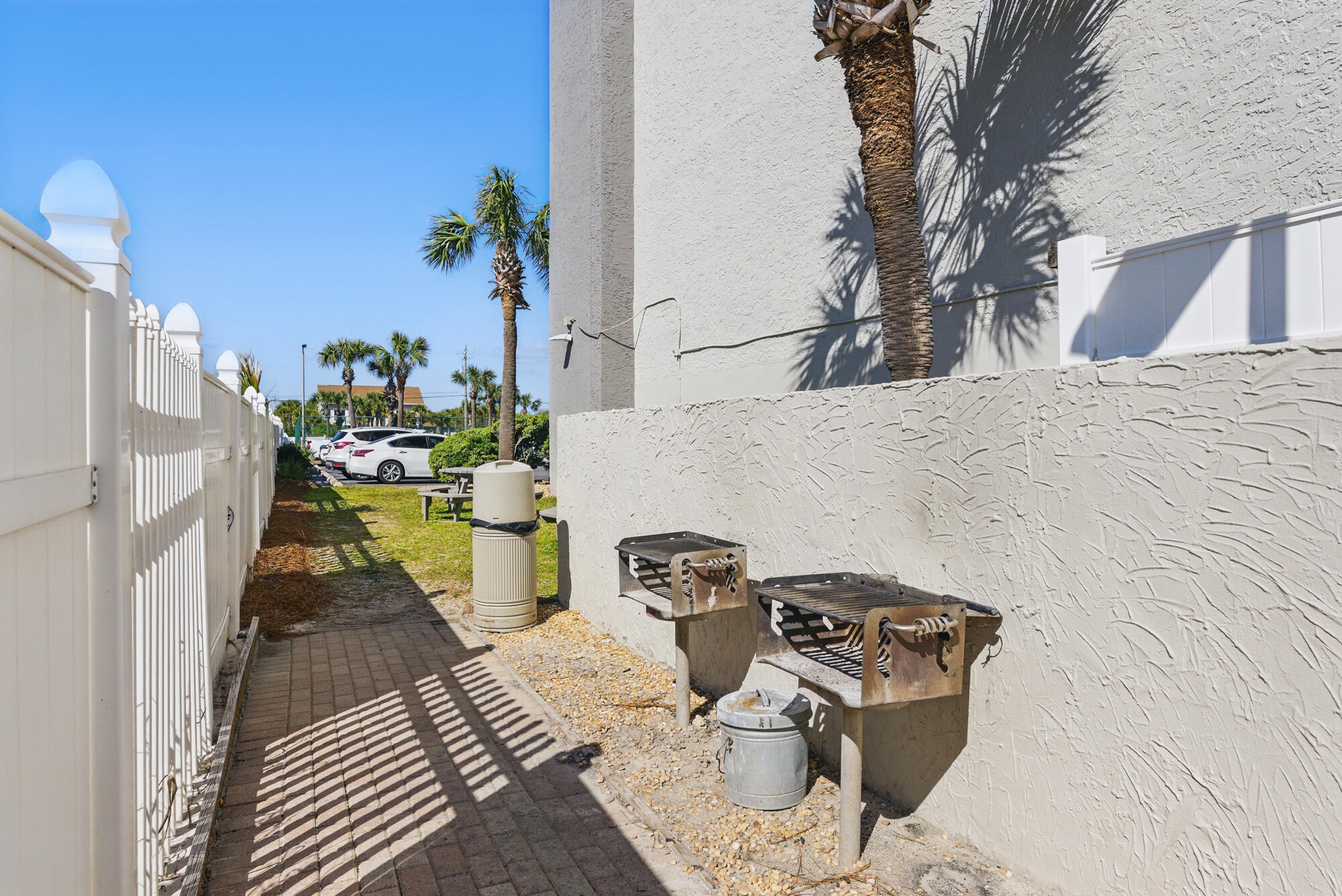 ISLAND ECHO CONDO - Residential