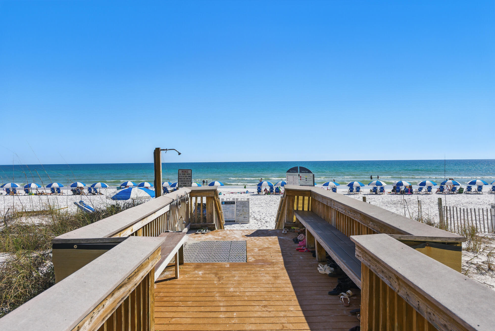 ISLAND ECHO CONDO - Residential