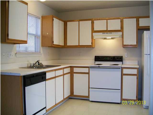 TOKALON TERRACE S/D - Residential Lease