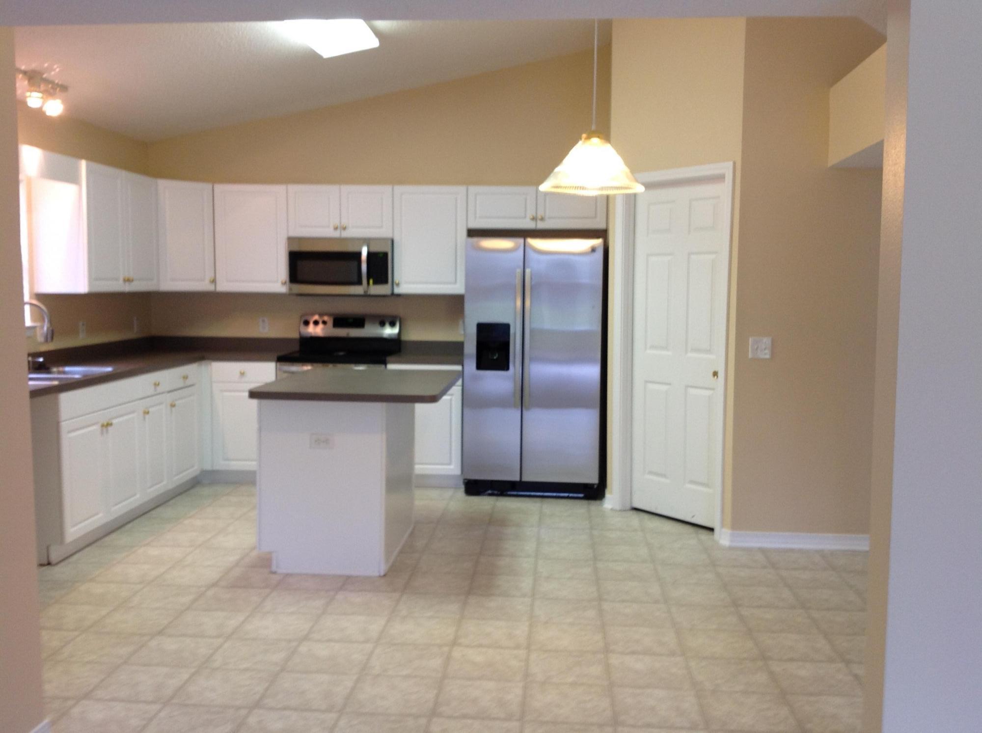 SHADOW OAK S/D - Residential