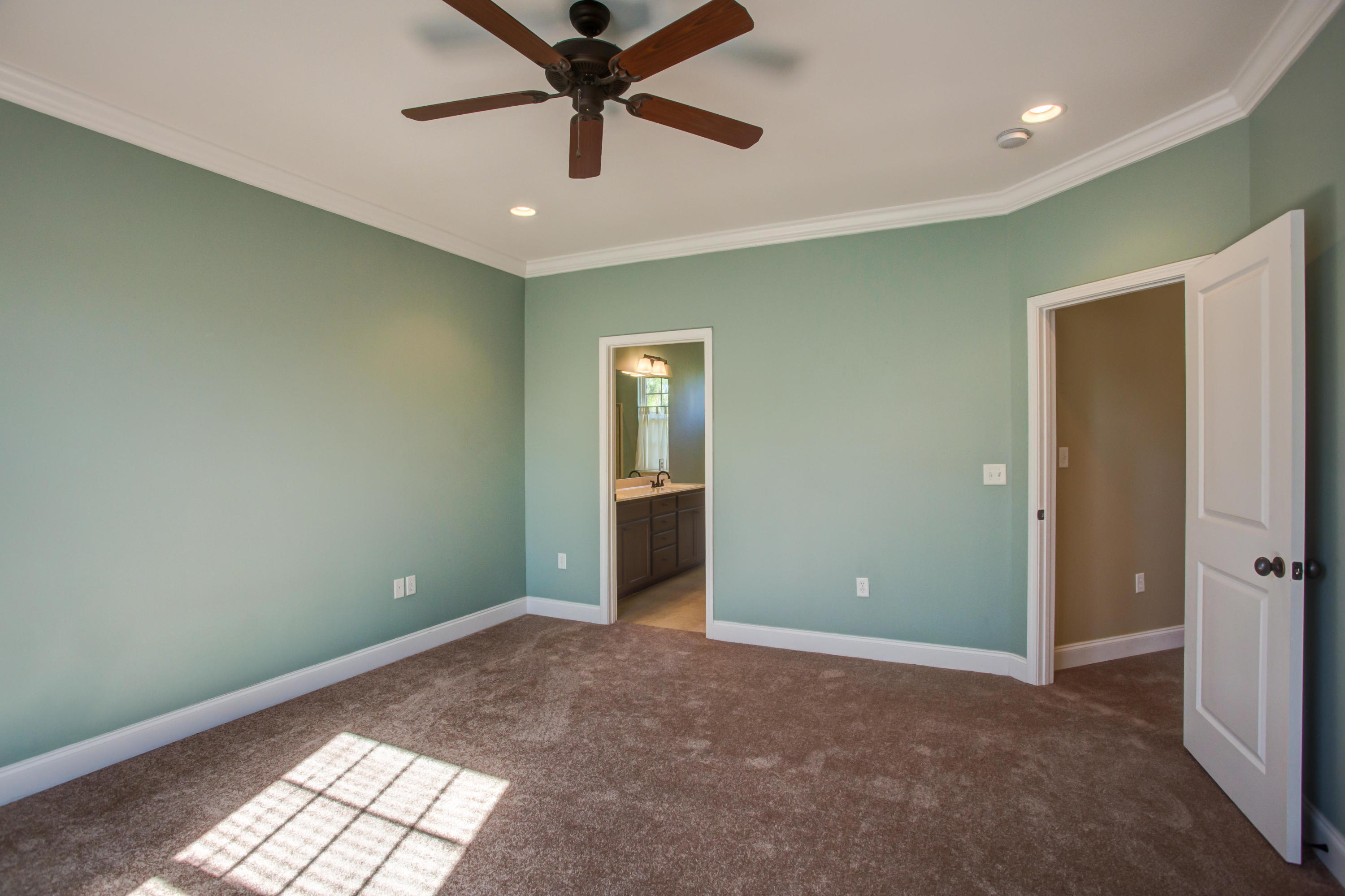 Thompson Woods - Residential