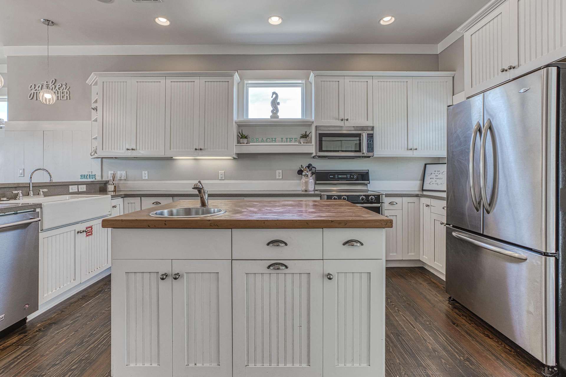 SEAWINDS S/D - Residential