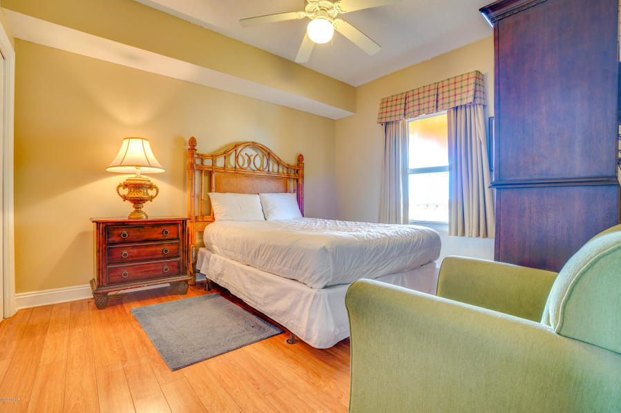 CALYPSO RESORT & TOWERS - Residential