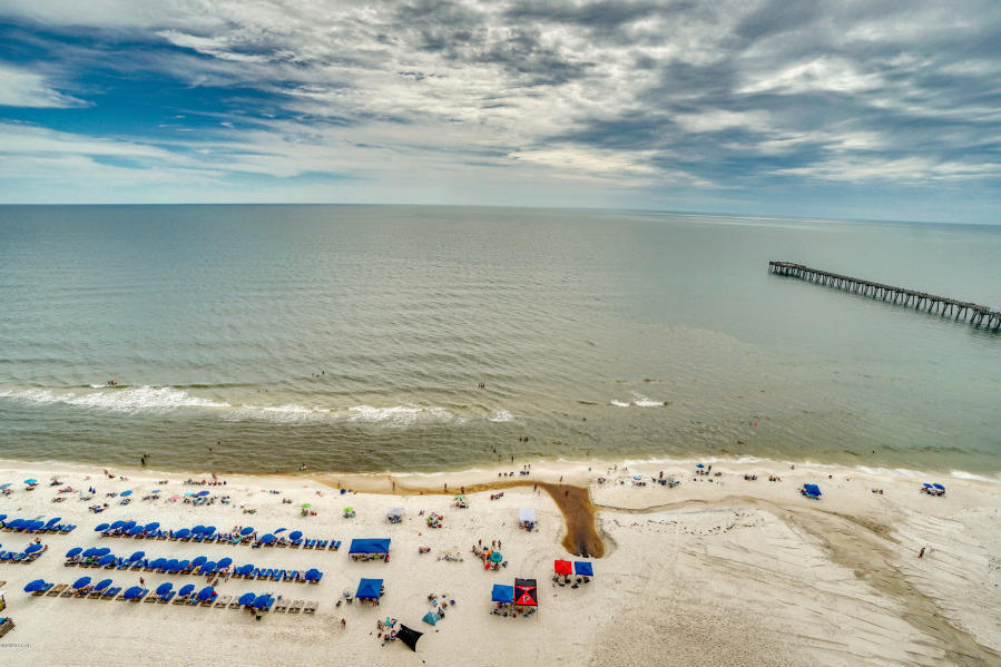 CALYPSO RESORT & TOWERS - Residential