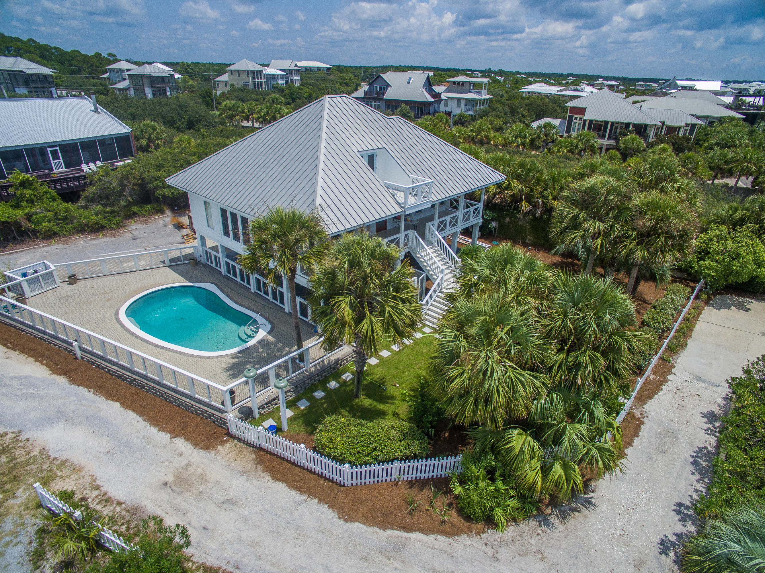 NO RECORDED SUBDIVISION - Residential