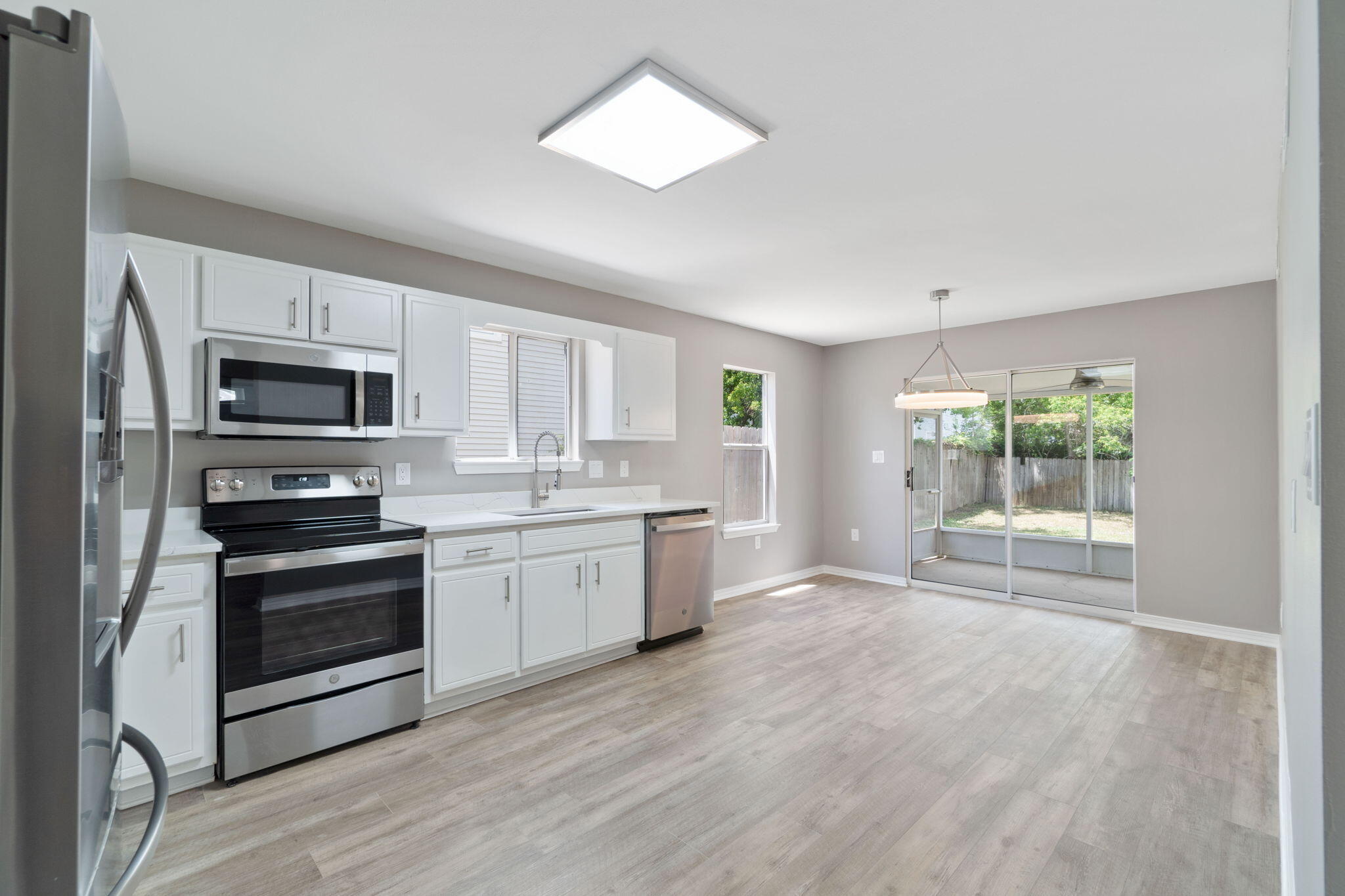 SCRANTON ESTATES - Residential