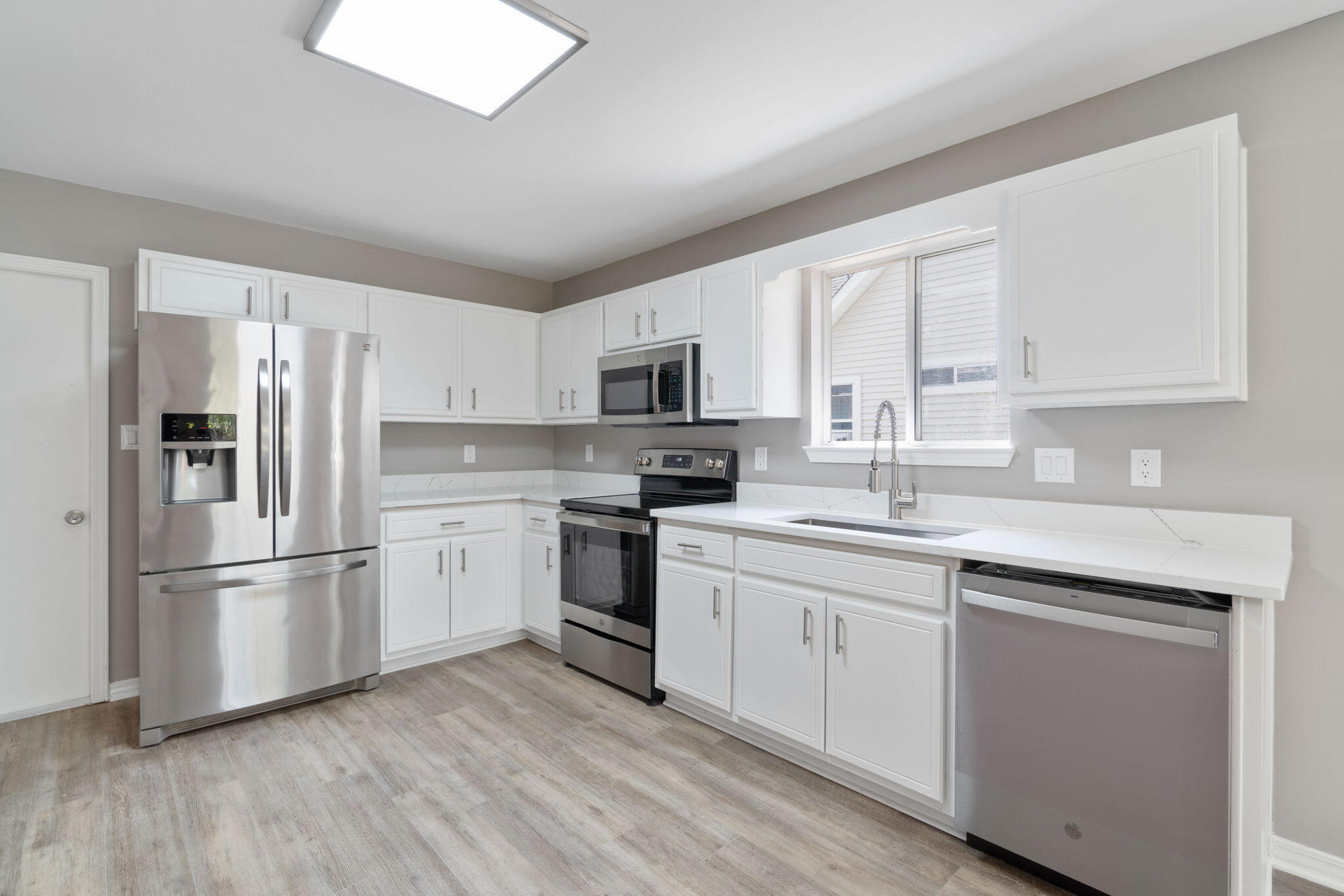 SCRANTON ESTATES - Residential