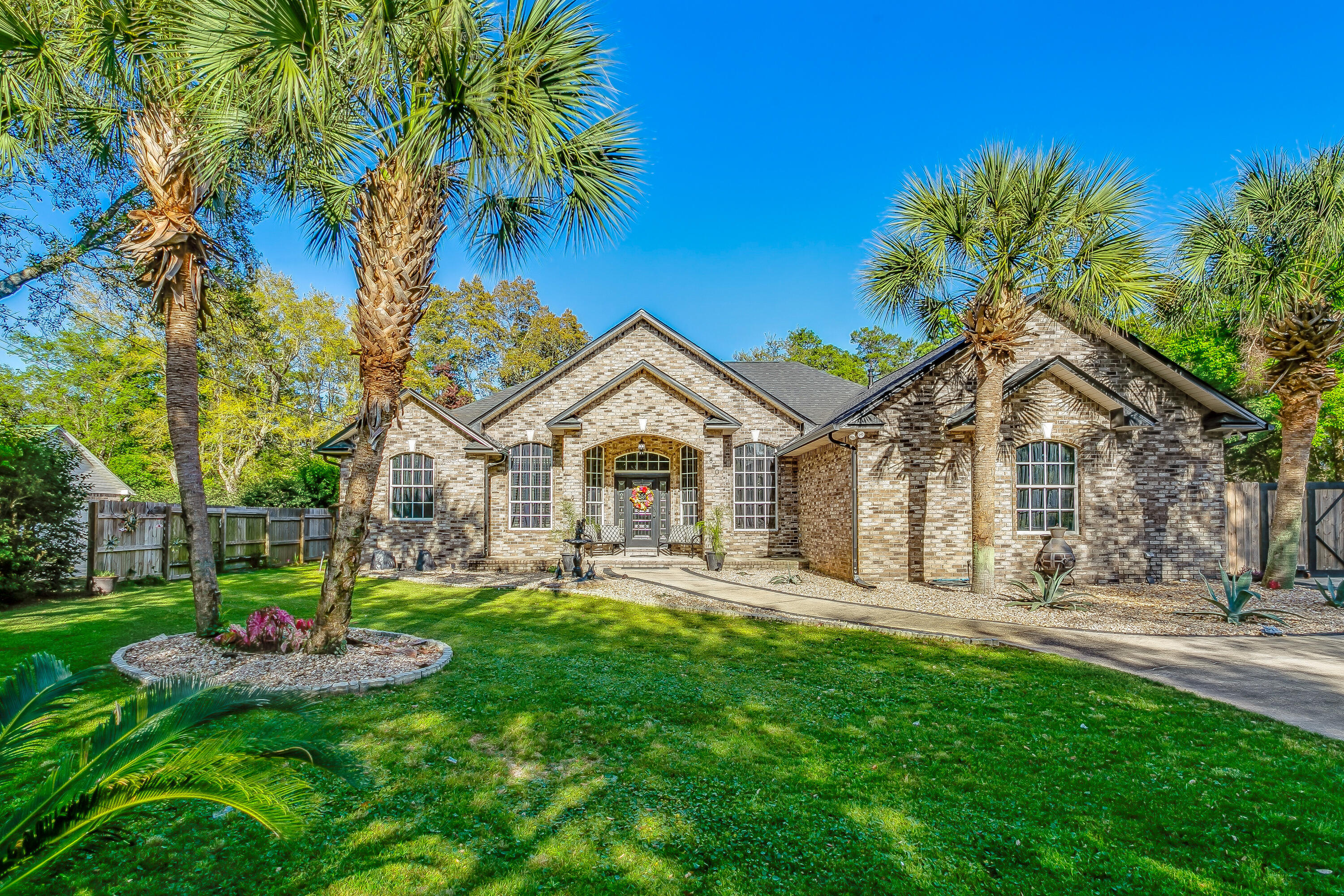 HOLLEY BY THE SEA - Residential