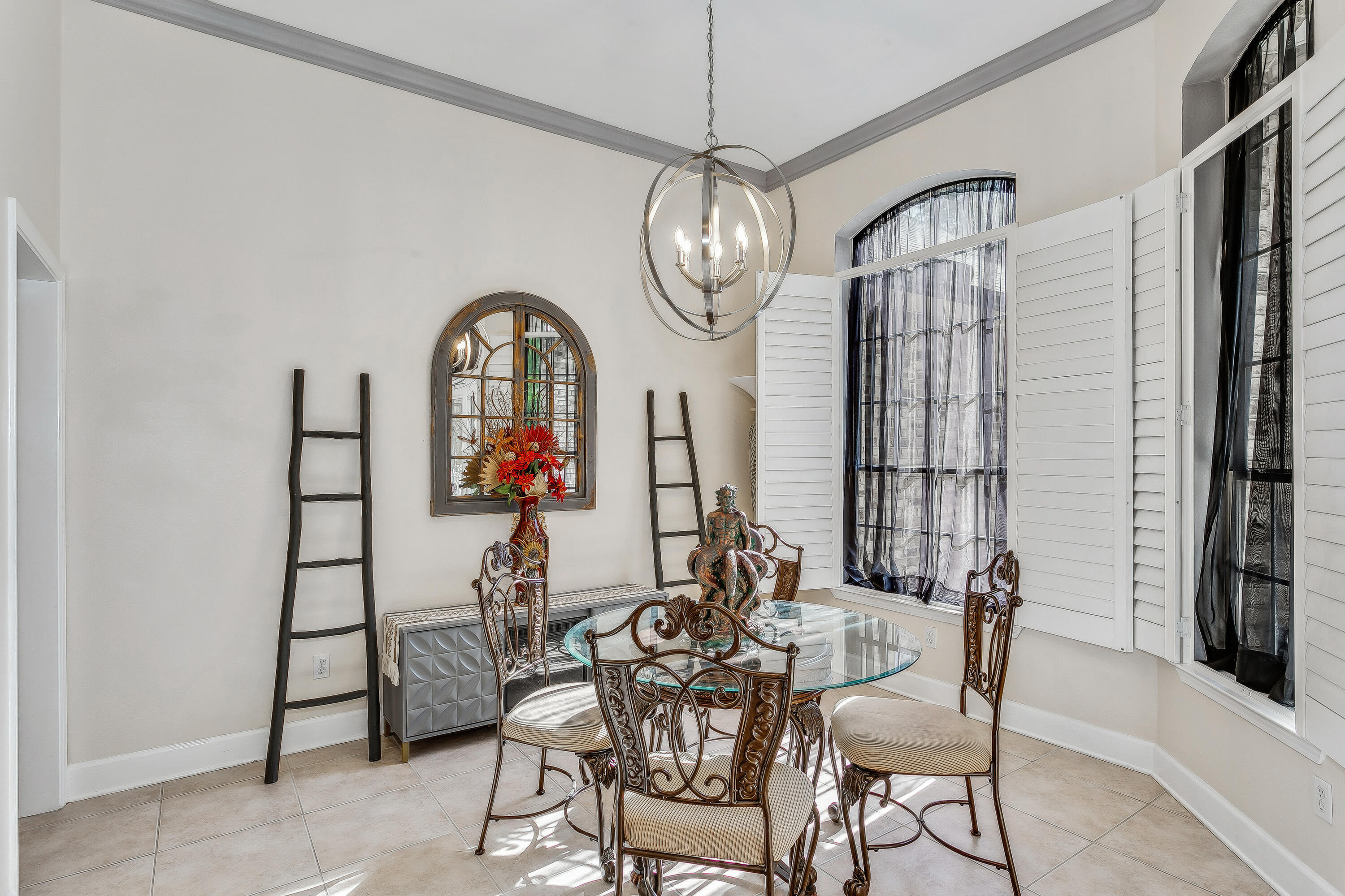 HOLLEY BY THE SEA - Residential